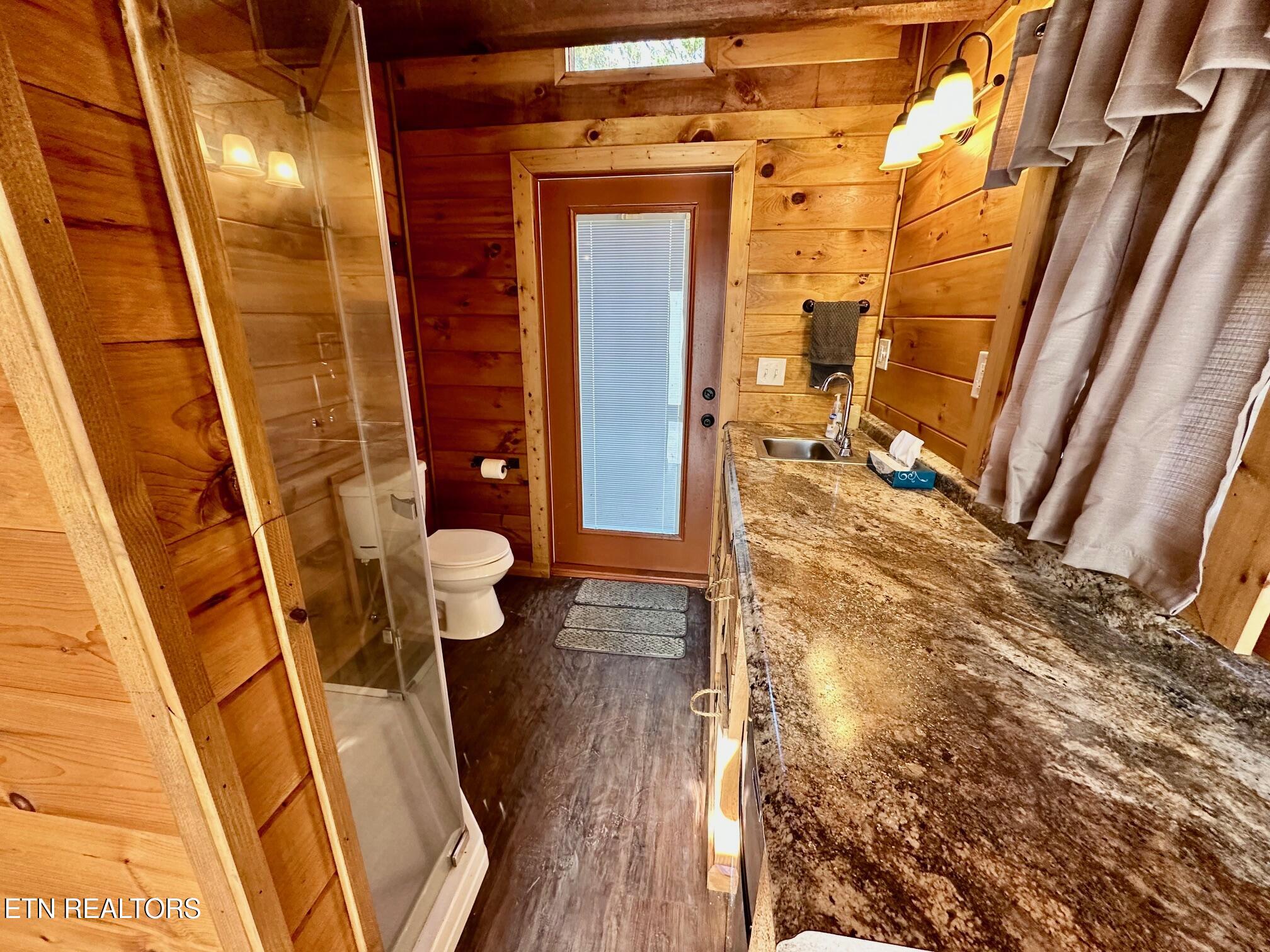 1919 Lizi Loop Way Sevierville TN 37862