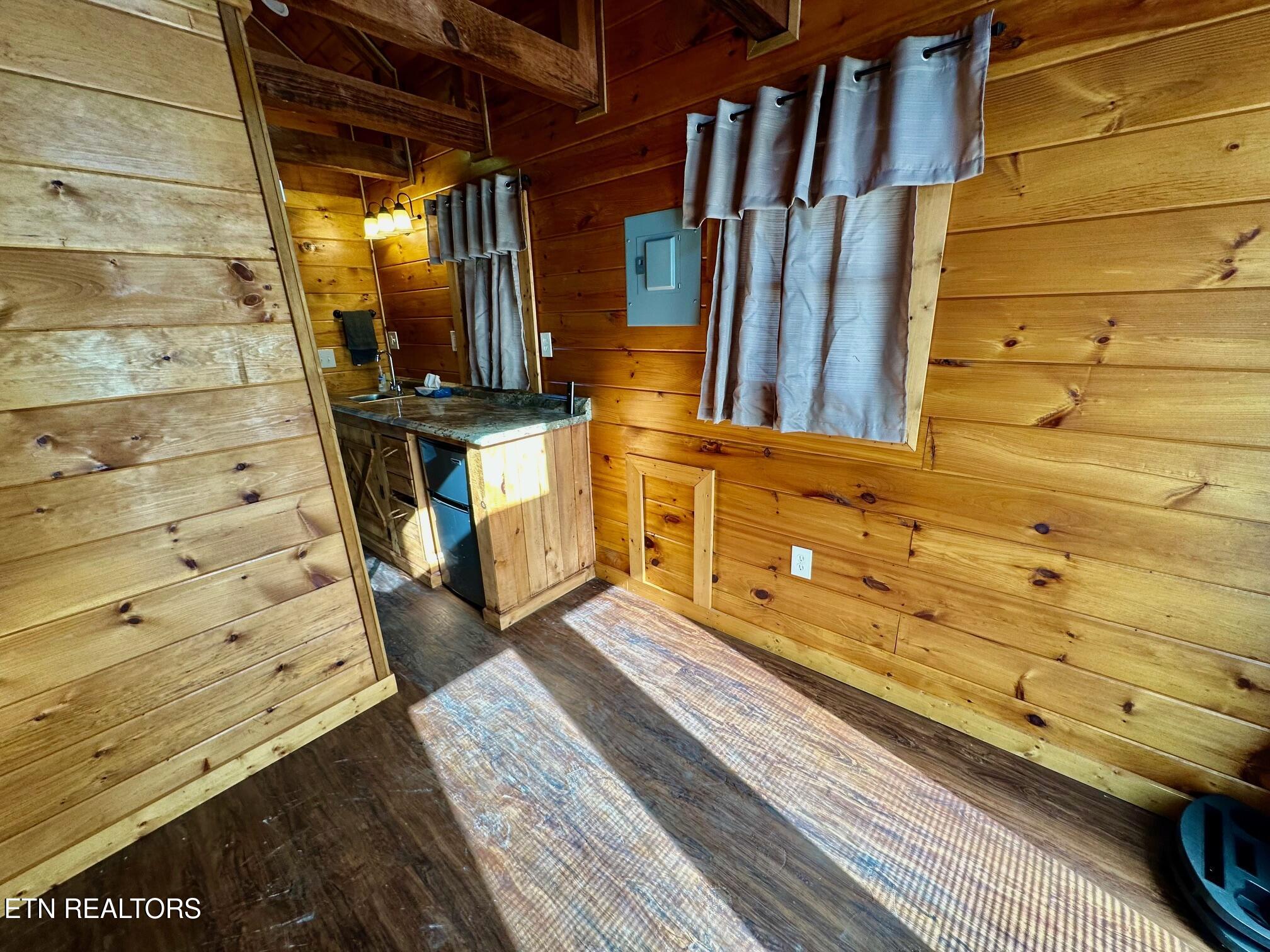 1919 Lizi Loop Way Sevierville TN 37862