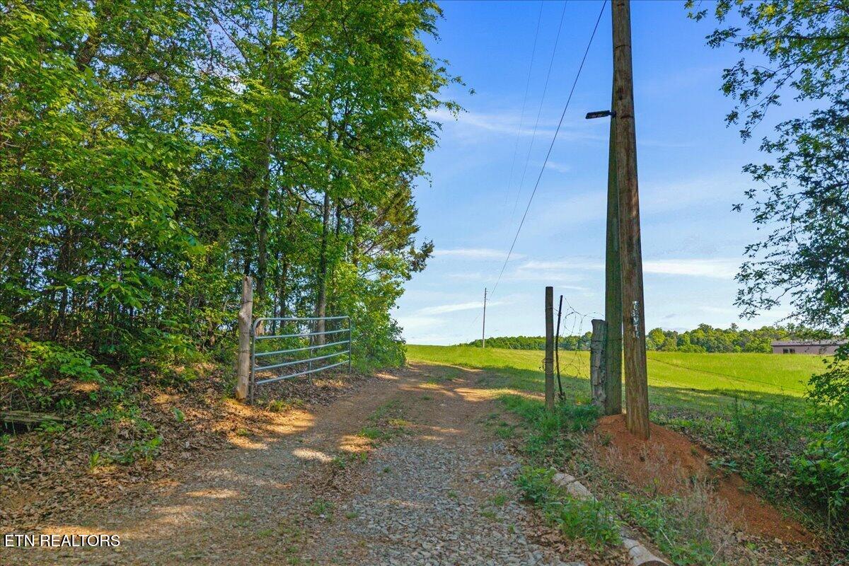 3342 River Road Decatur TN 37322