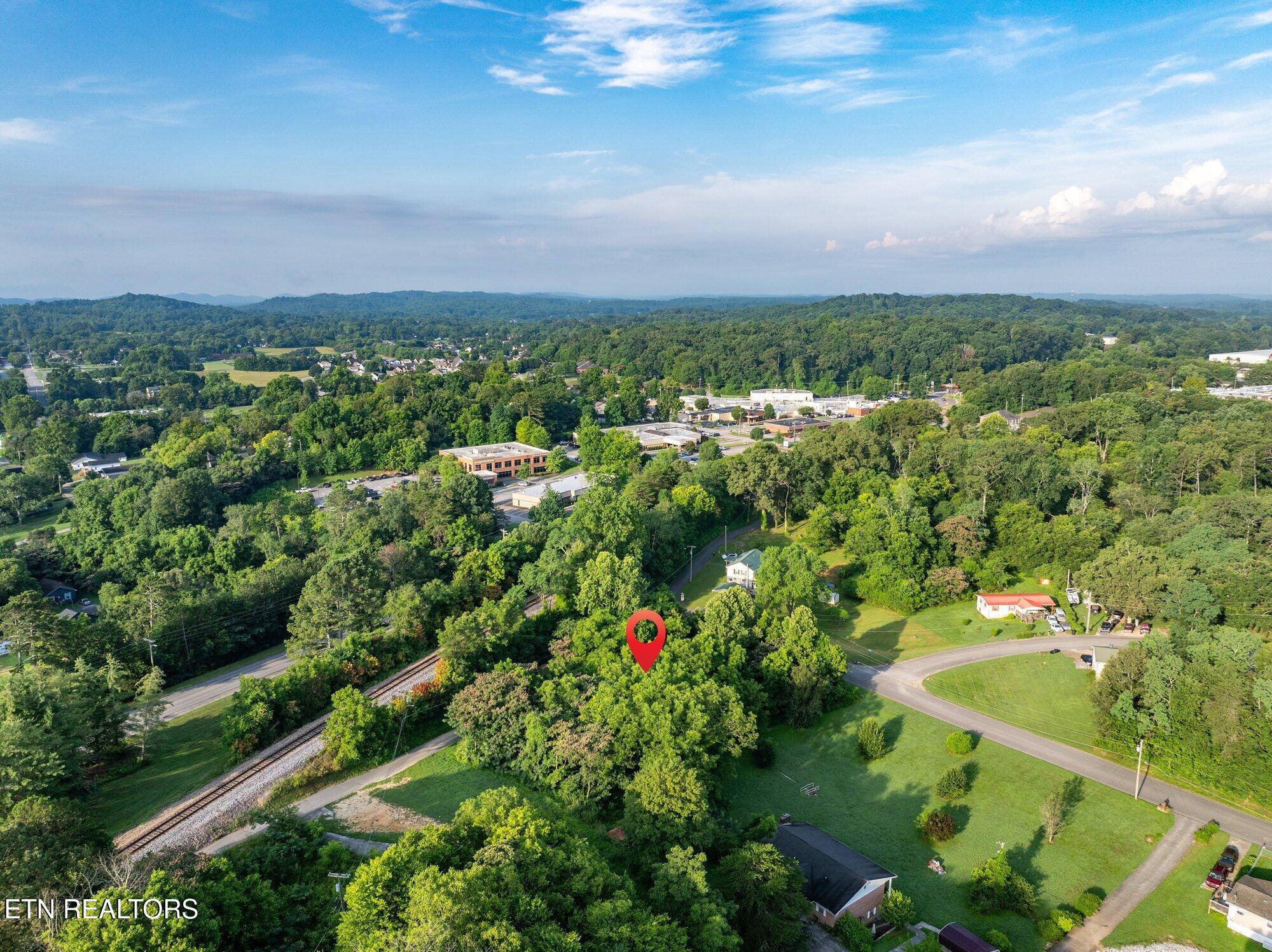 620 Tell Street Athens TN 37303