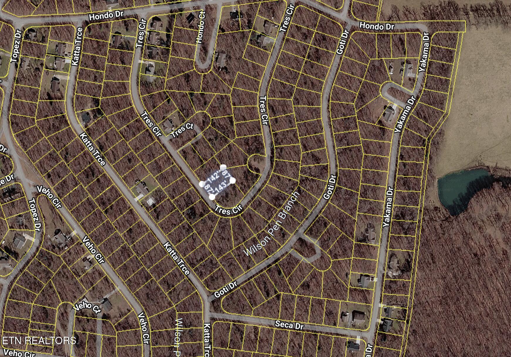 2029 Tres Circle Crossville TN 38572