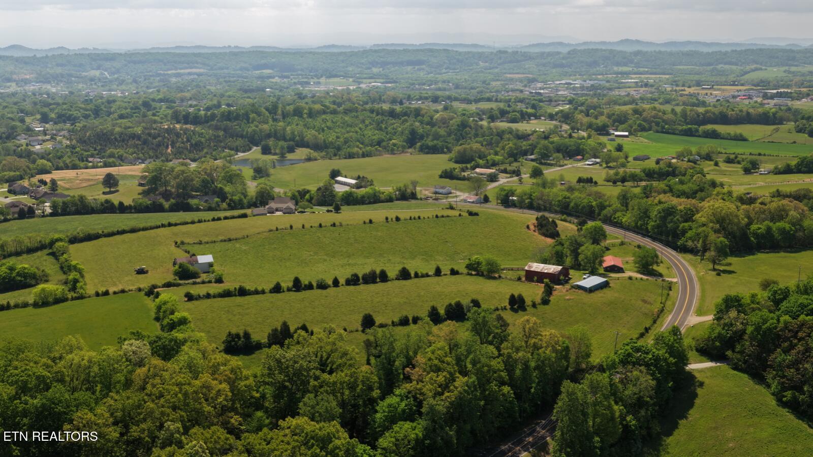 442 Oakland Road Sweetwater TN 37874