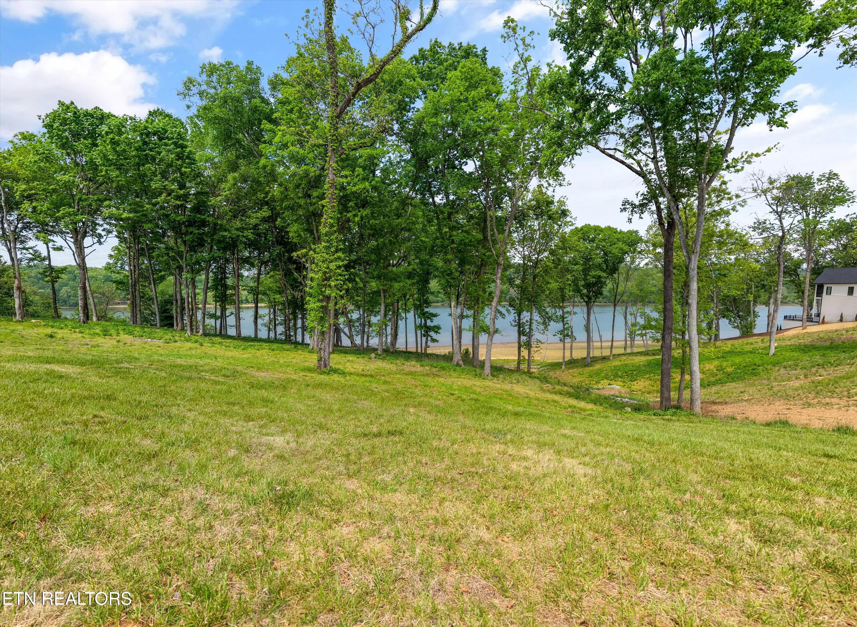 600 Firefly Drive Loudon TN 37774