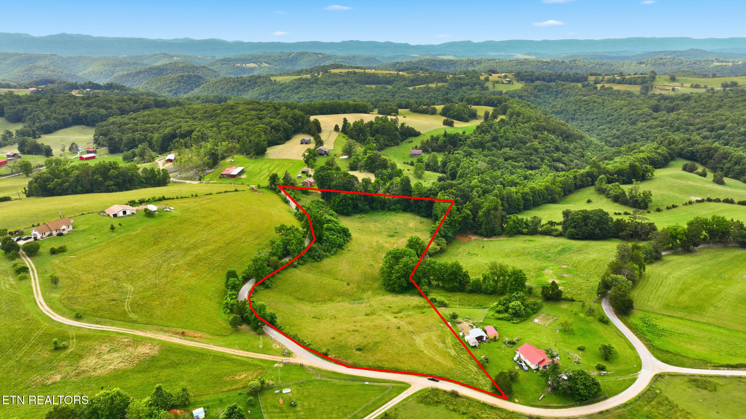 918 Locust Grove Road New Tazewell TN 37825