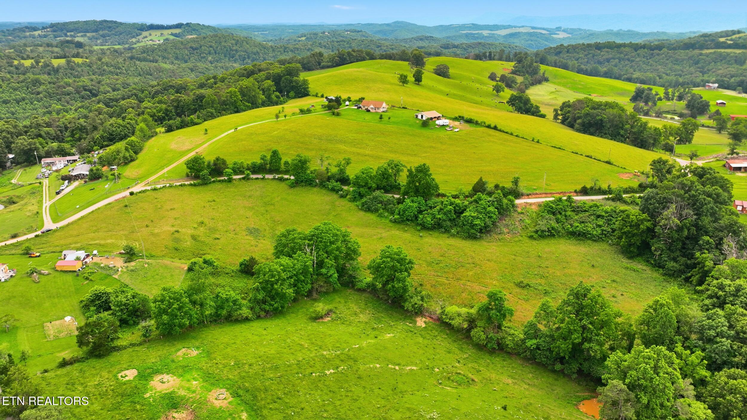 918 Locust Grove Road New Tazewell TN 37825