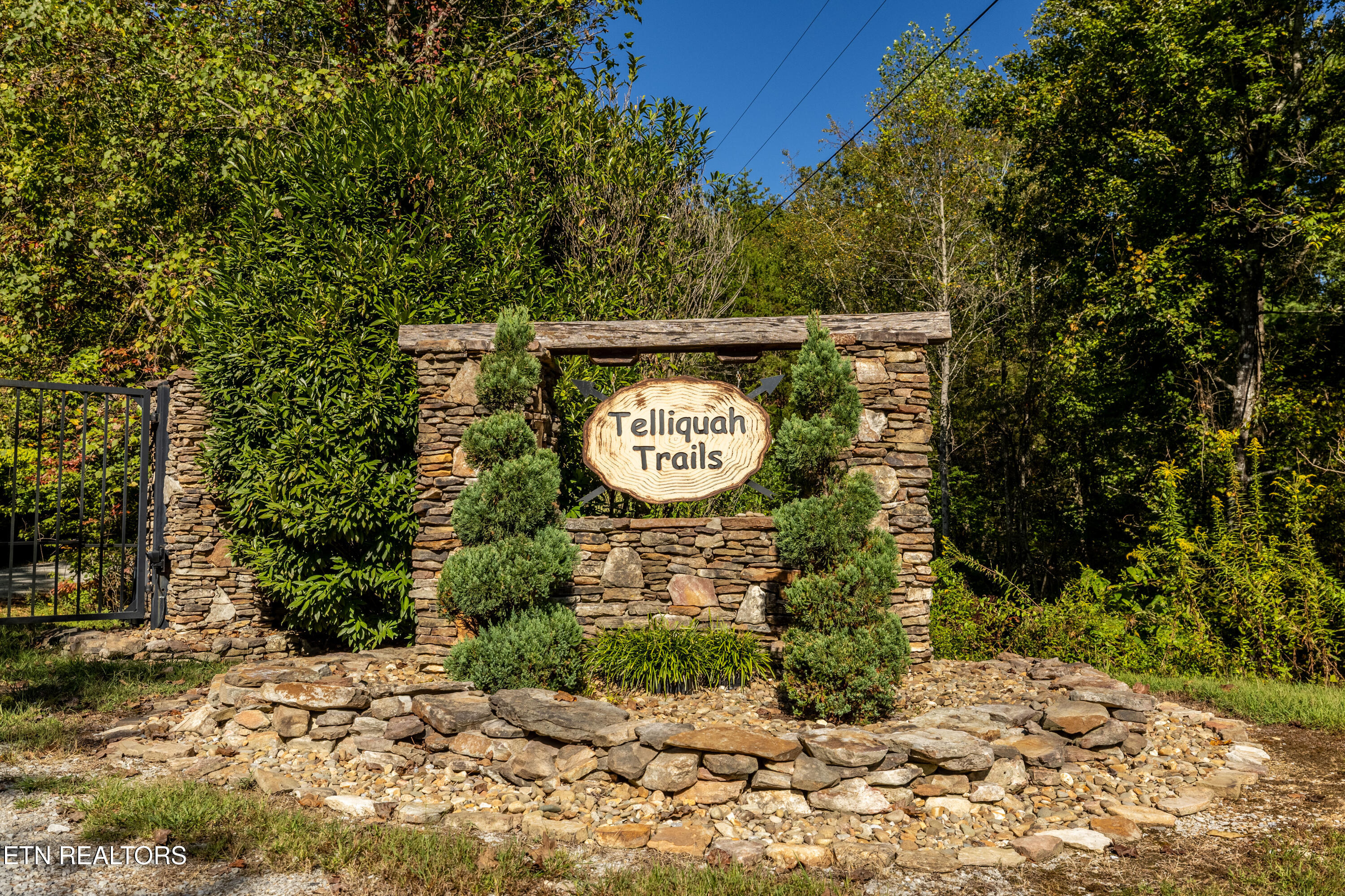 105 Warriors Passage Drive Tellico Plains TN 37385