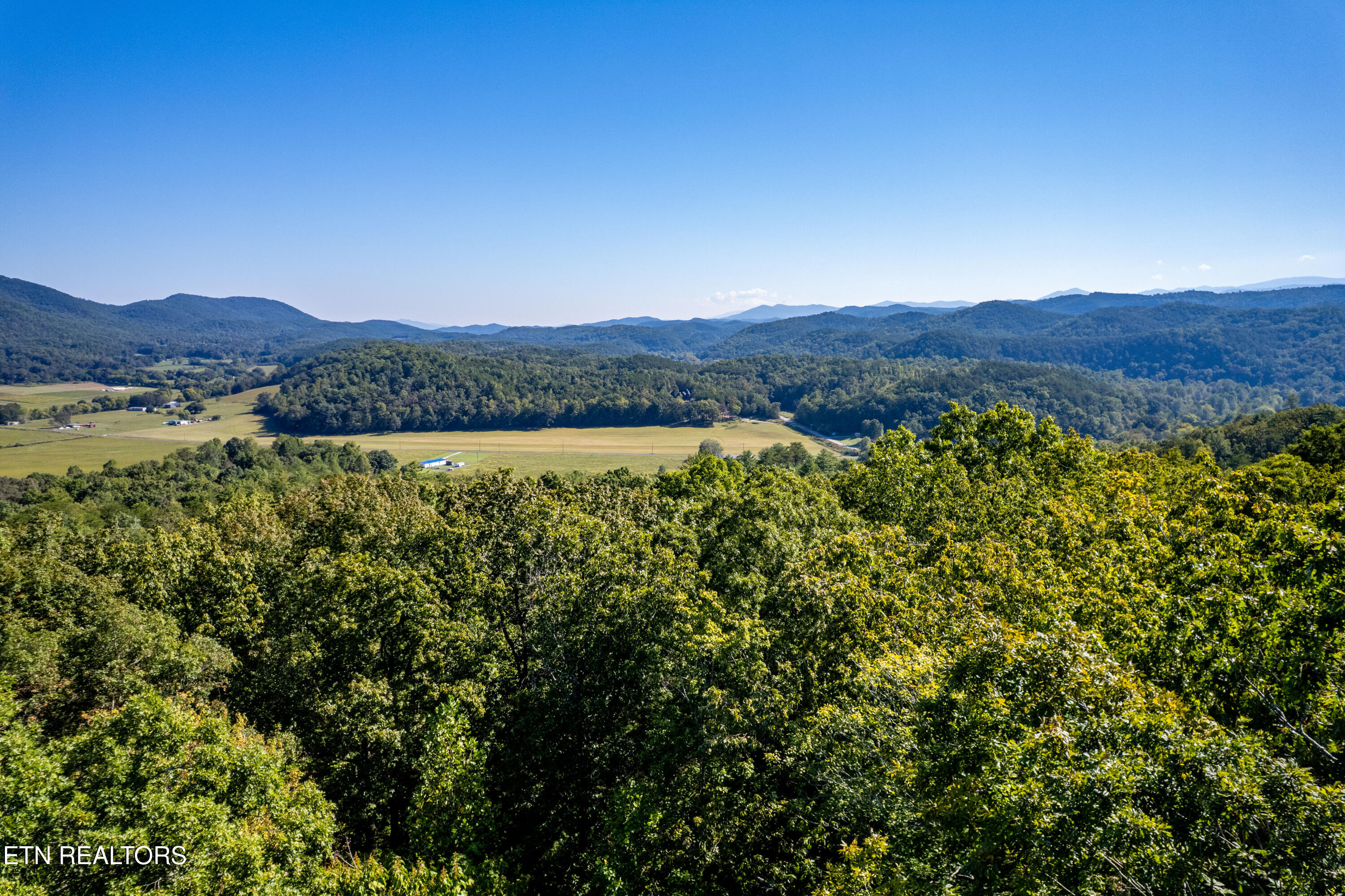 105 Warriors Passage Drive Tellico Plains TN 37385