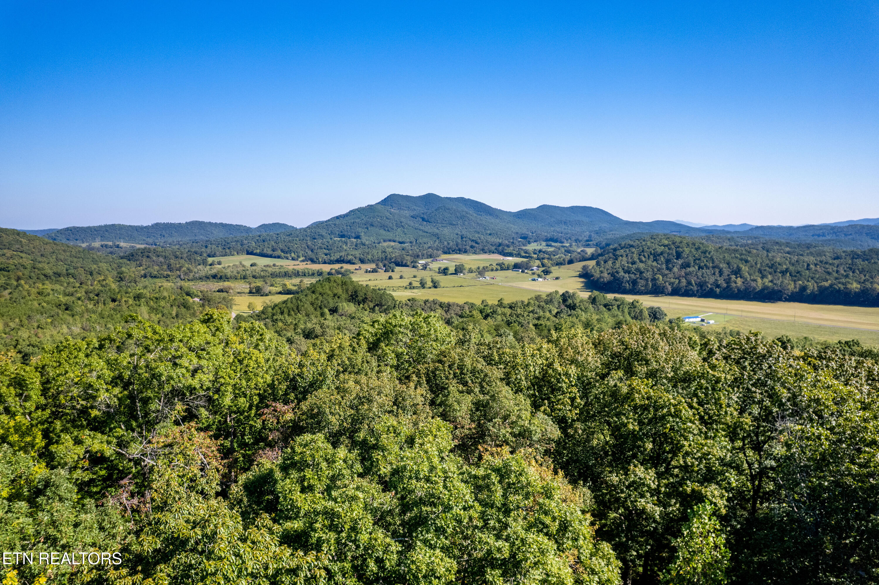 105 Warriors Passage Drive Tellico Plains TN 37385
