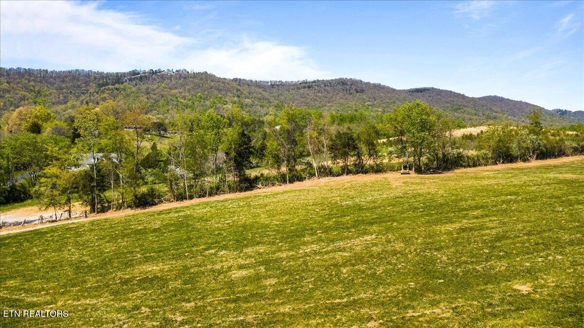 Eagle Bluff Road Jacksboro TN 37757