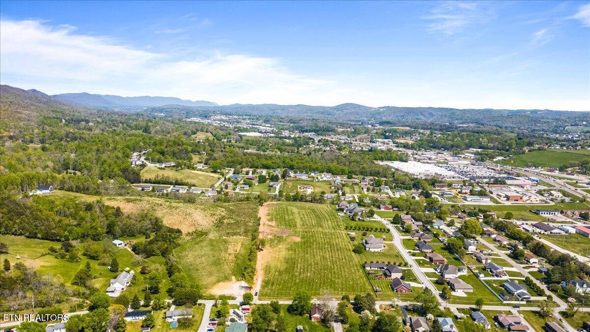 Eagle Bluff Road Jacksboro TN 37757