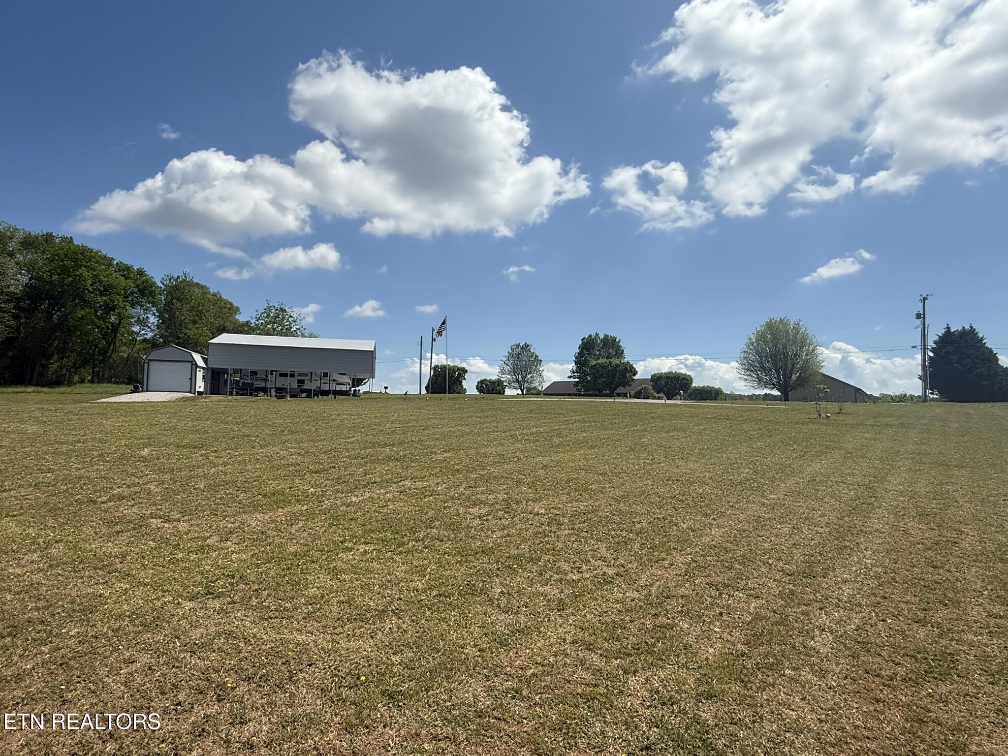 275 Thompson Road Madisonville TN 37354