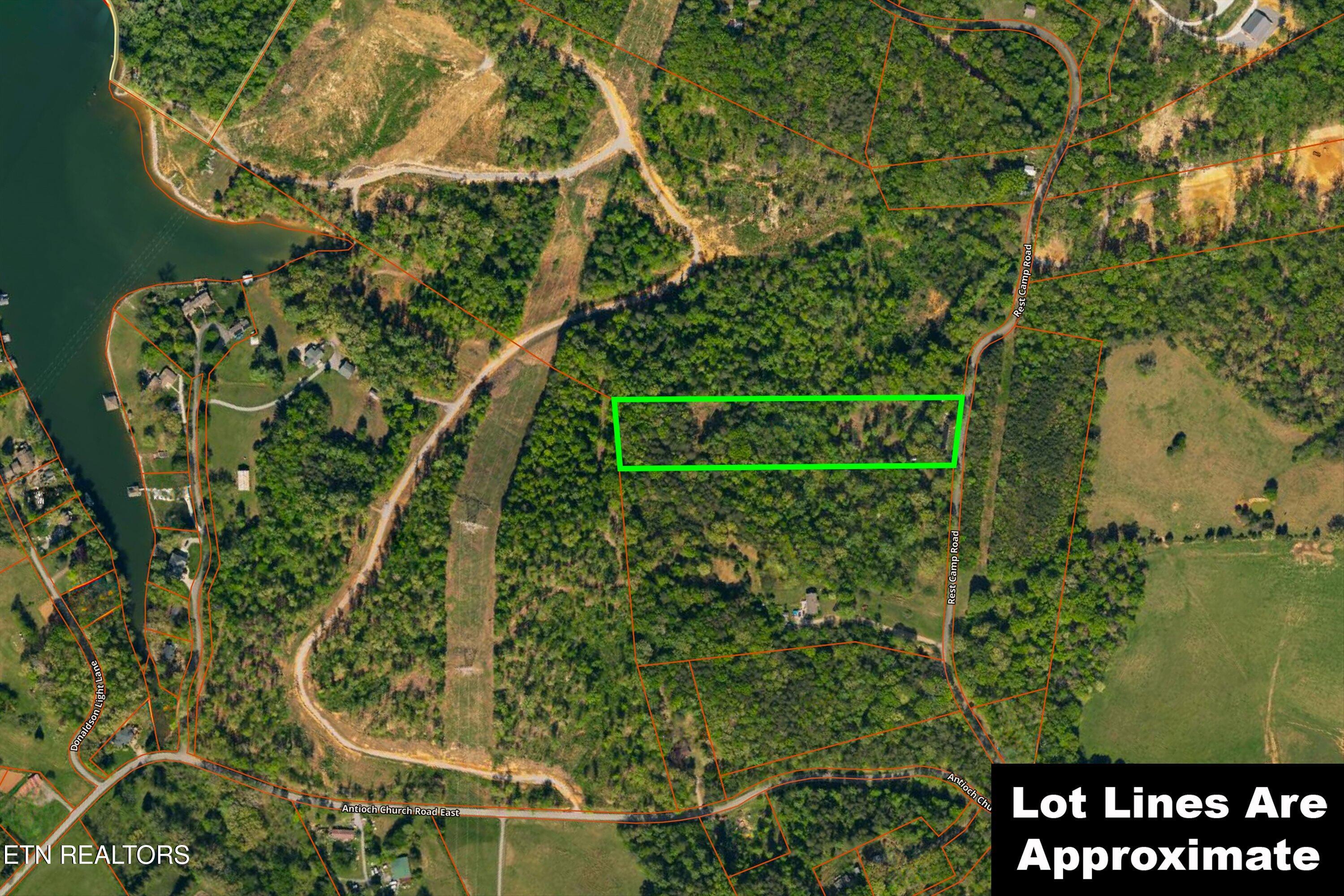 5104 Rest Camp Road Lenoir City TN 37772
