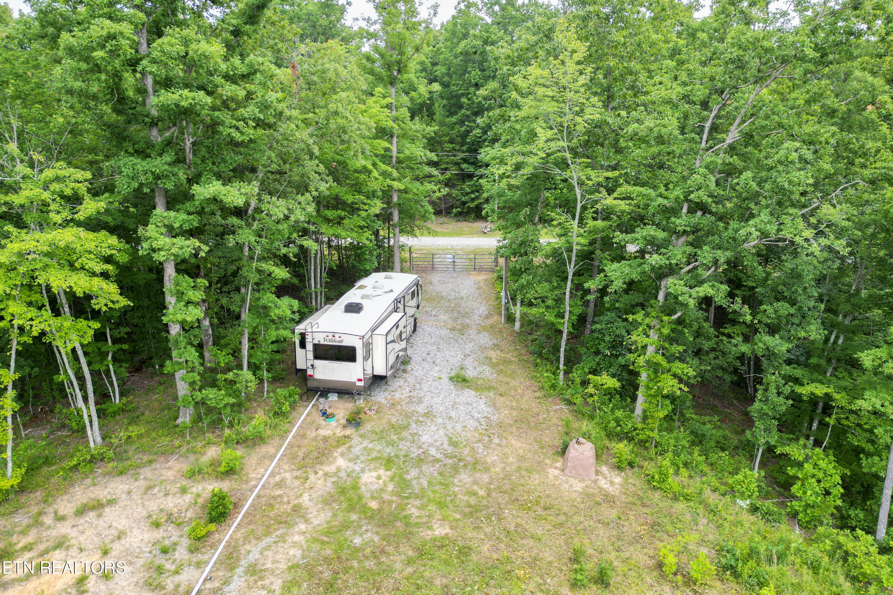 722 Flat Top View Lane Wilder TN 38589