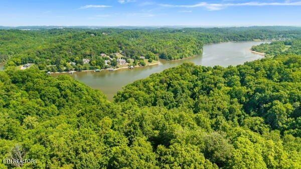 2050 Jones Bend Road Louisville TN 37777