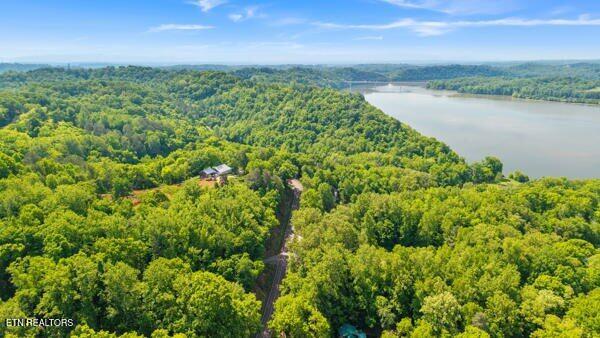 2050 Jones Bend Road Louisville TN 37777