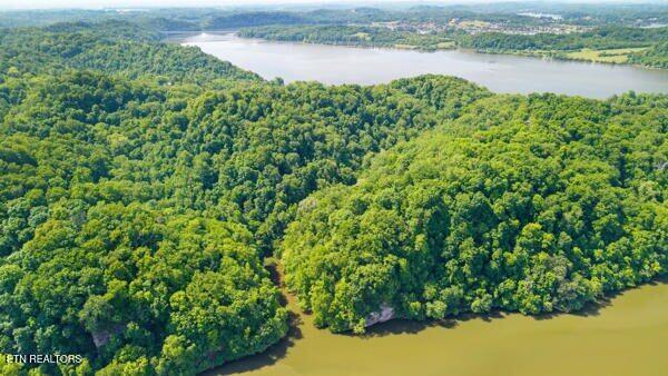 2050 Jones Bend Road Louisville TN 37777