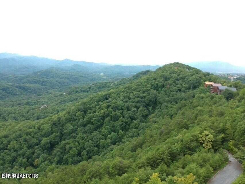 Mountain Folks Way Sevierville TN 37876