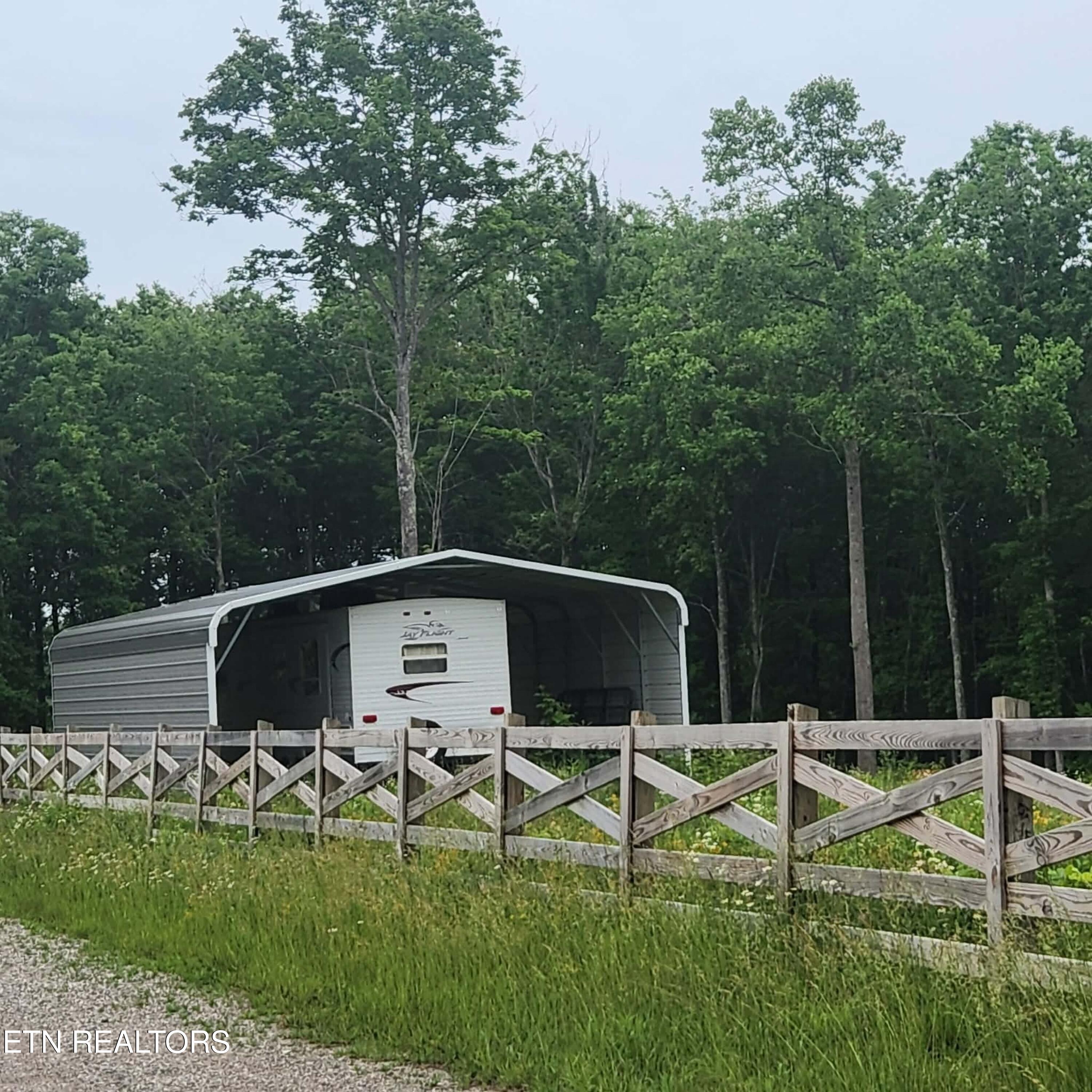 186 Crockett Cemetery Road Jamestown TN 38556