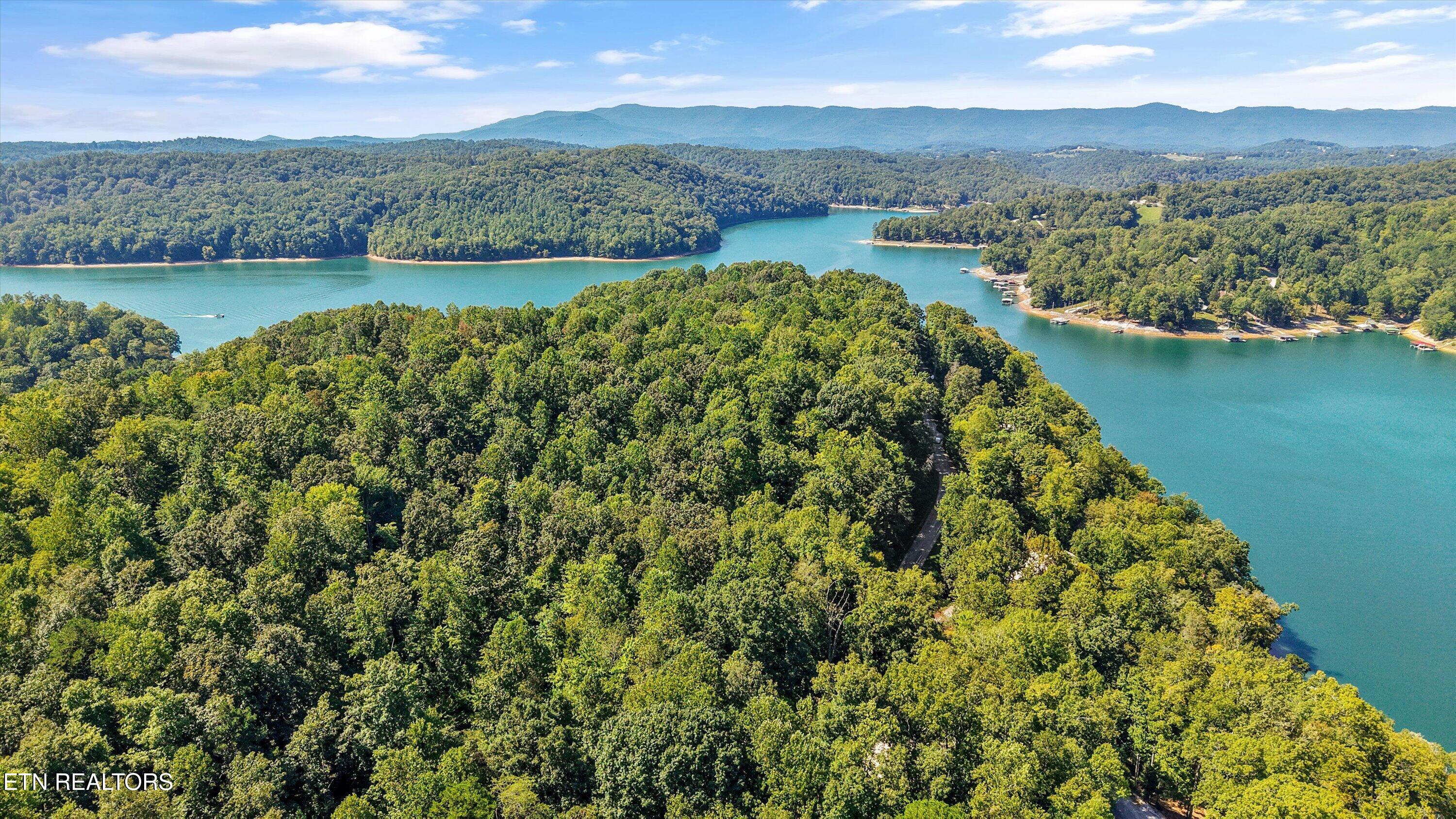 Cove Pointe Road Lafollette TN 37766