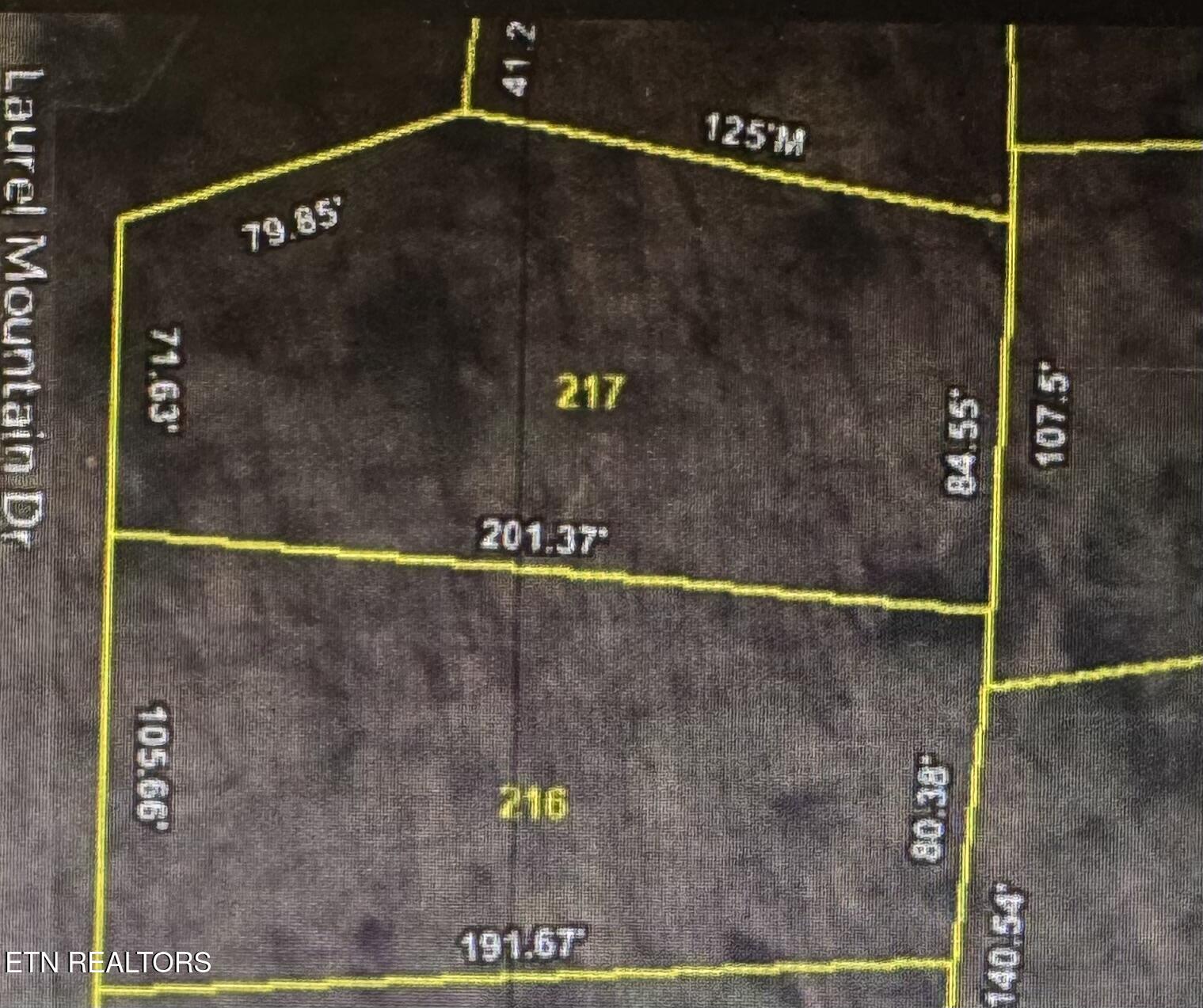 Laurel Mountain Circle Madisonville TN 37354