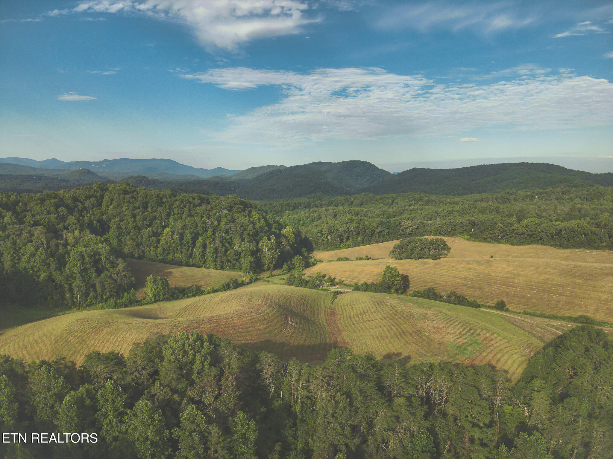 1634 Dixon Branch Road Sevierville TN 37876