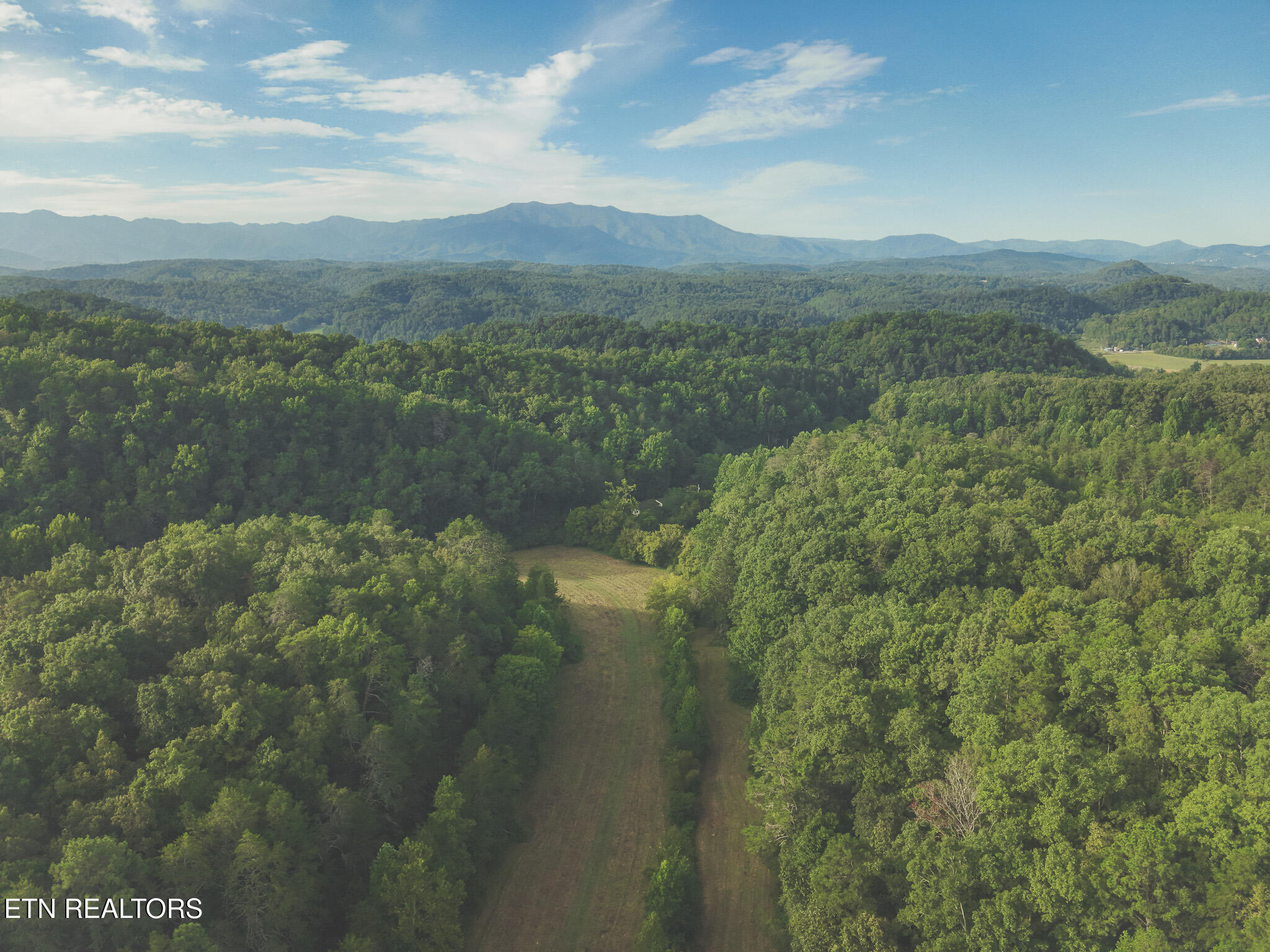 1634 Dixon Branch Road Sevierville TN 37876