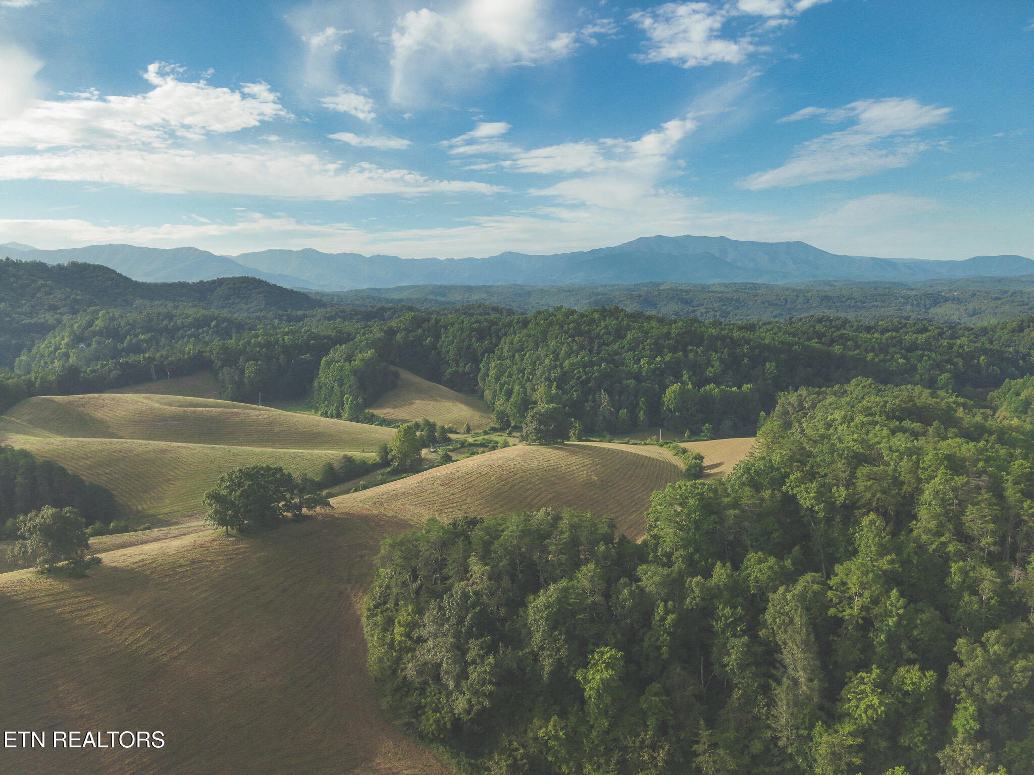 1634 Dixon Branch Road Sevierville TN 37876