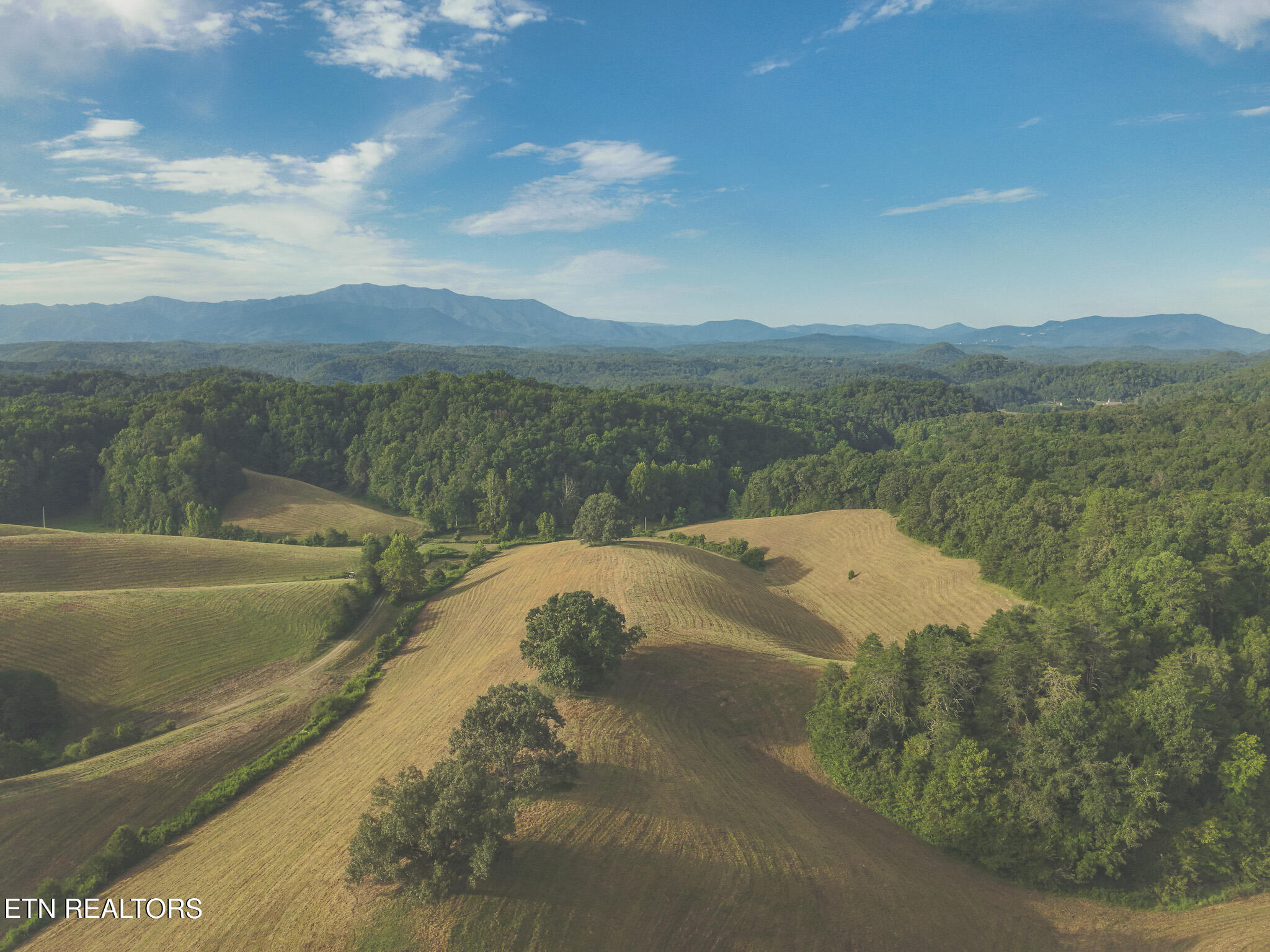 1634 Dixon Branch Road Sevierville TN 37876