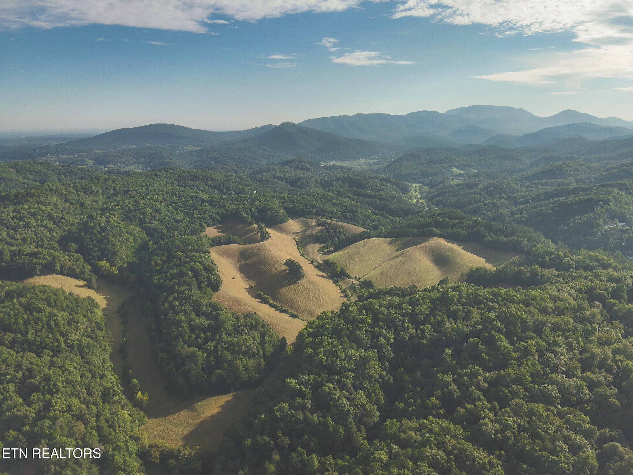 1634 Dixon Branch Road Sevierville TN 37876