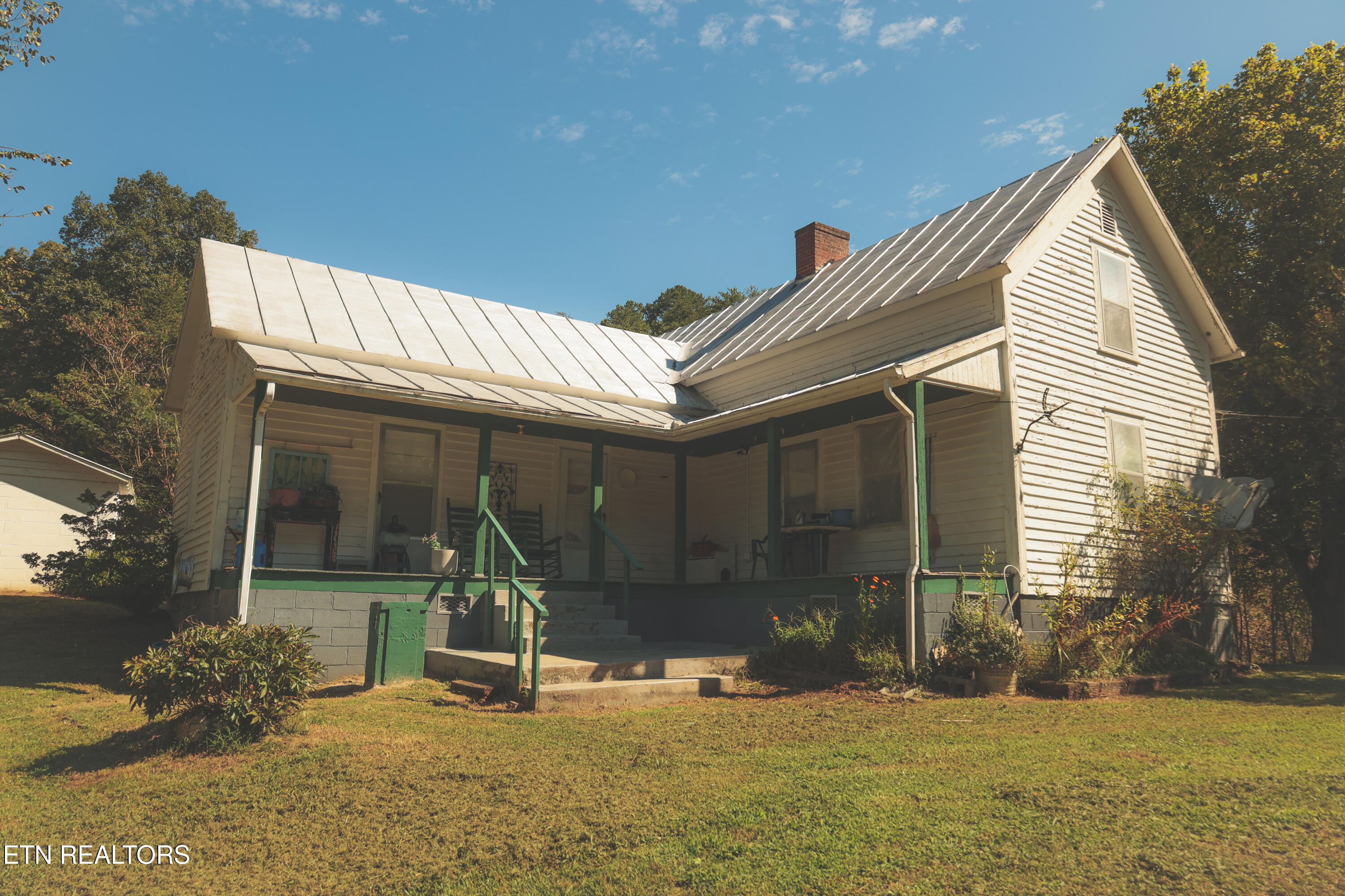 1634 Dixon Branch Road Sevierville TN 37876
