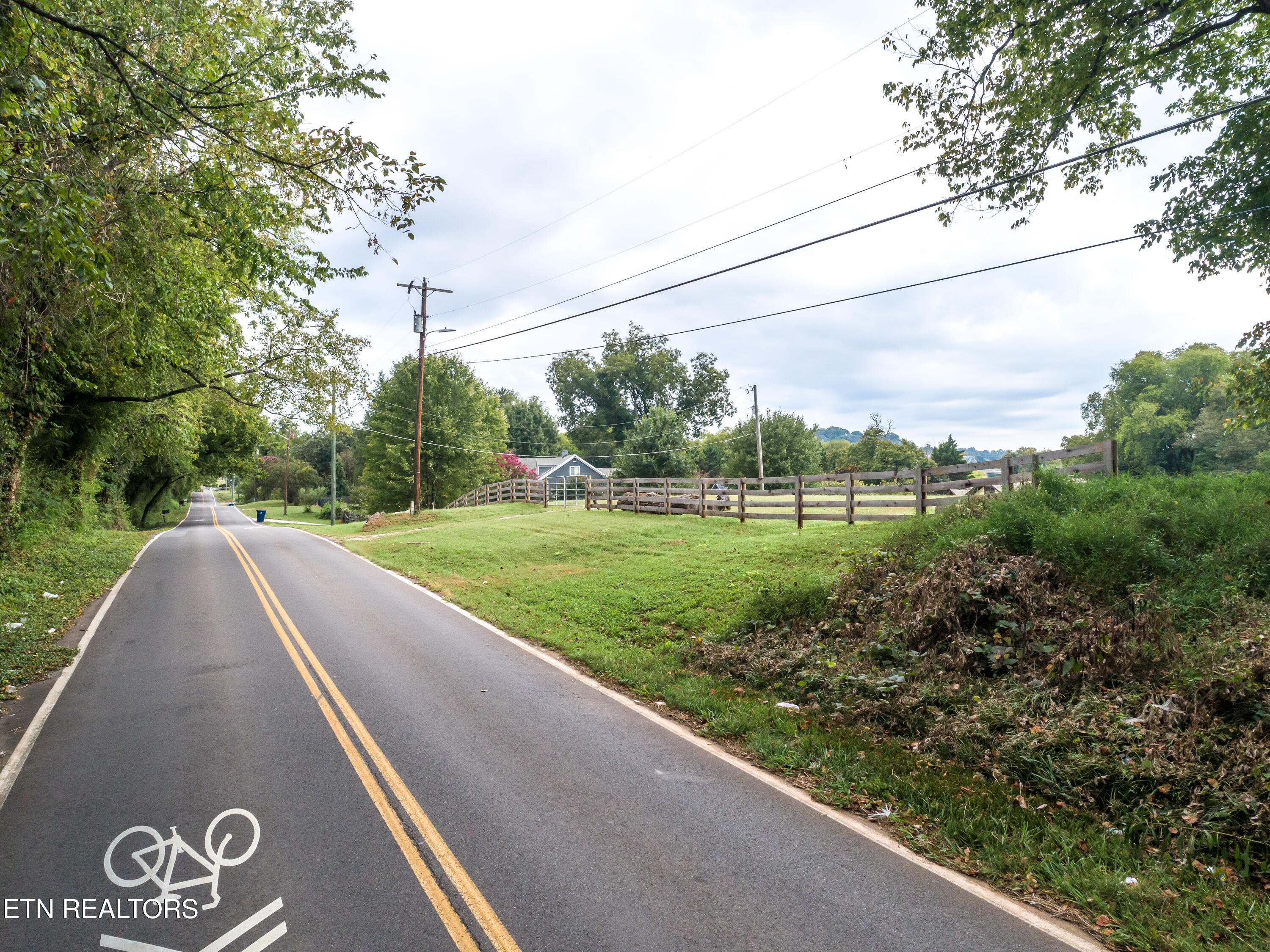 3706 Holston Hills Road Knoxville TN 37914