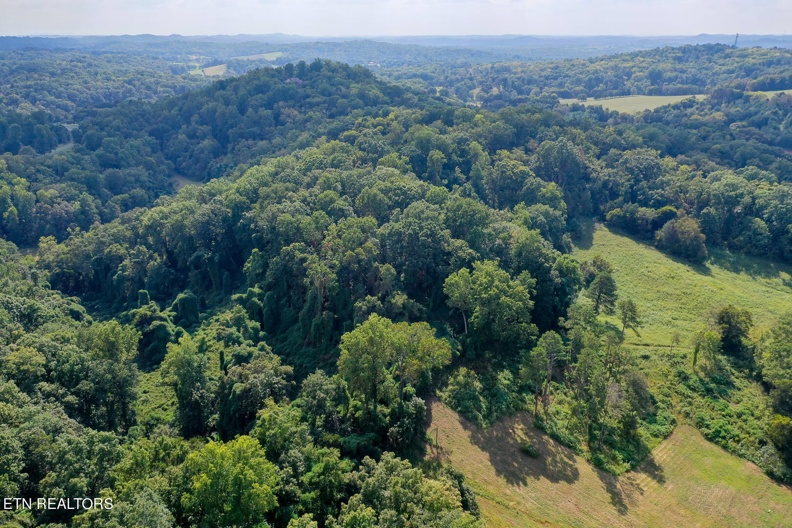3696 Crown Point Road Louisville TN 37777