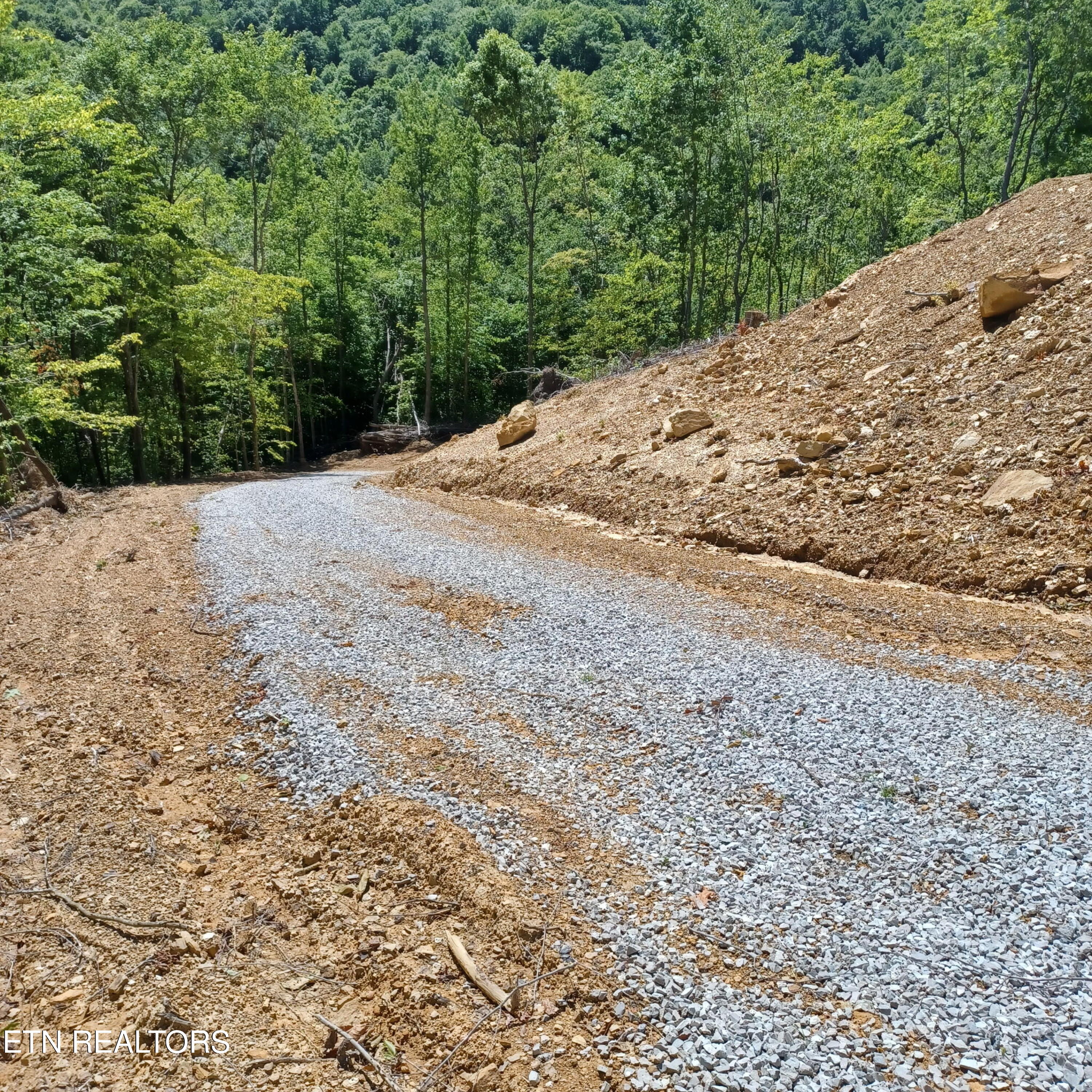 2774 Stanley Creek Road Oneida TN 37841