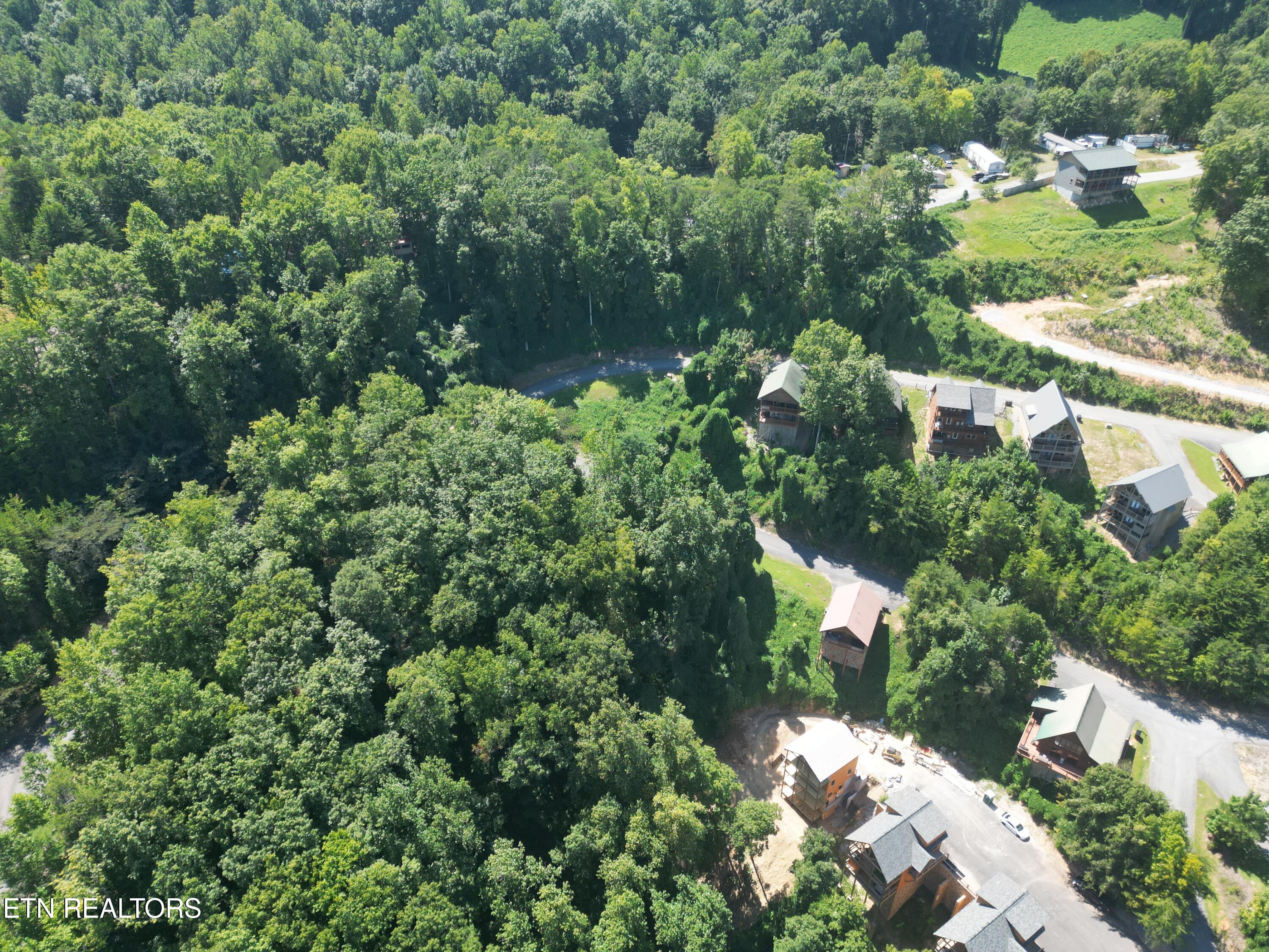 Pine Peak Way Pigeon Forge TN 37862