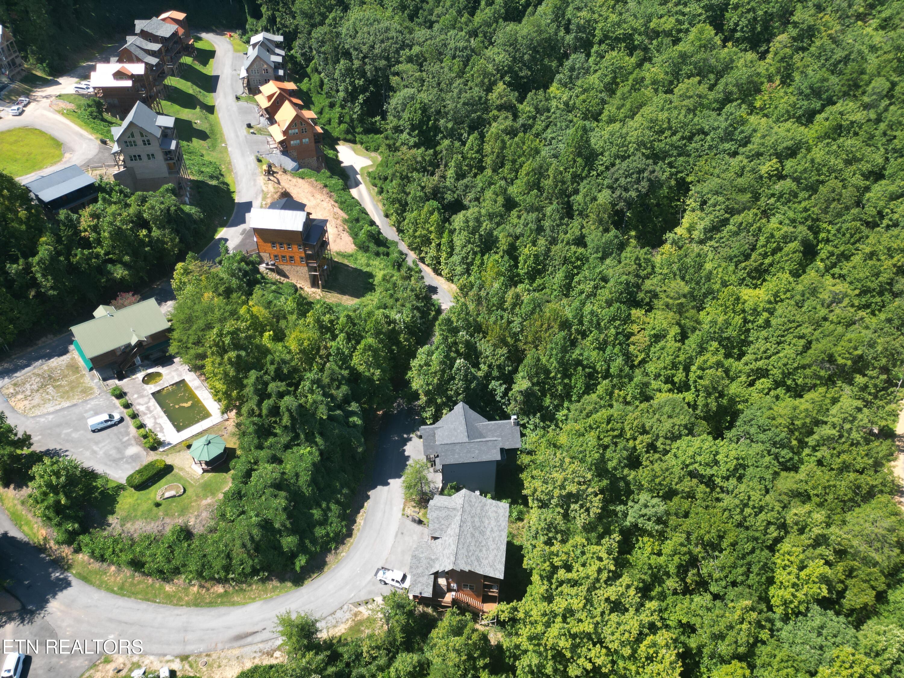 Pine Peak Way Pigeon Forge TN 37862