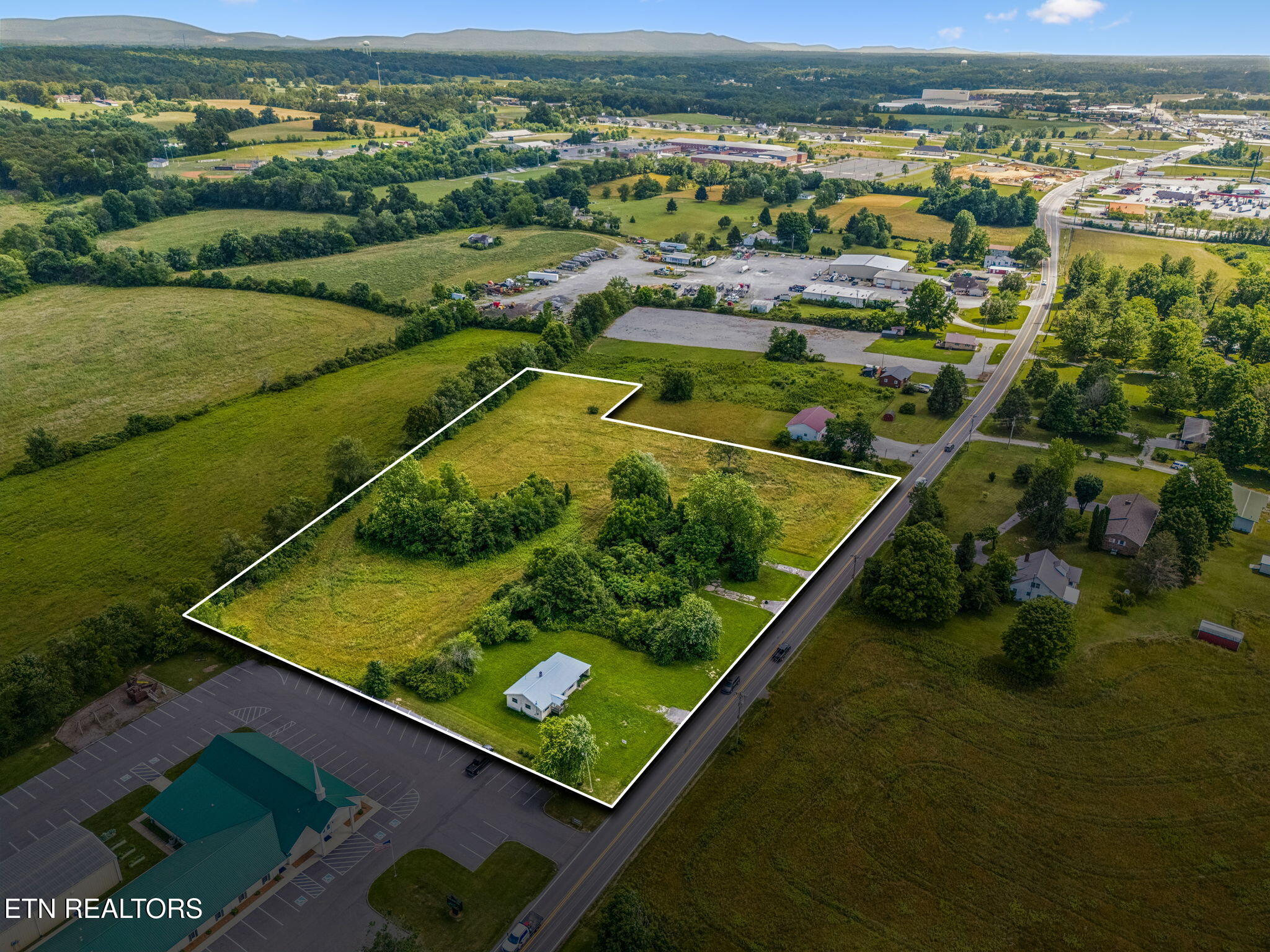 2988 Genesis Road Crossville TN 38571