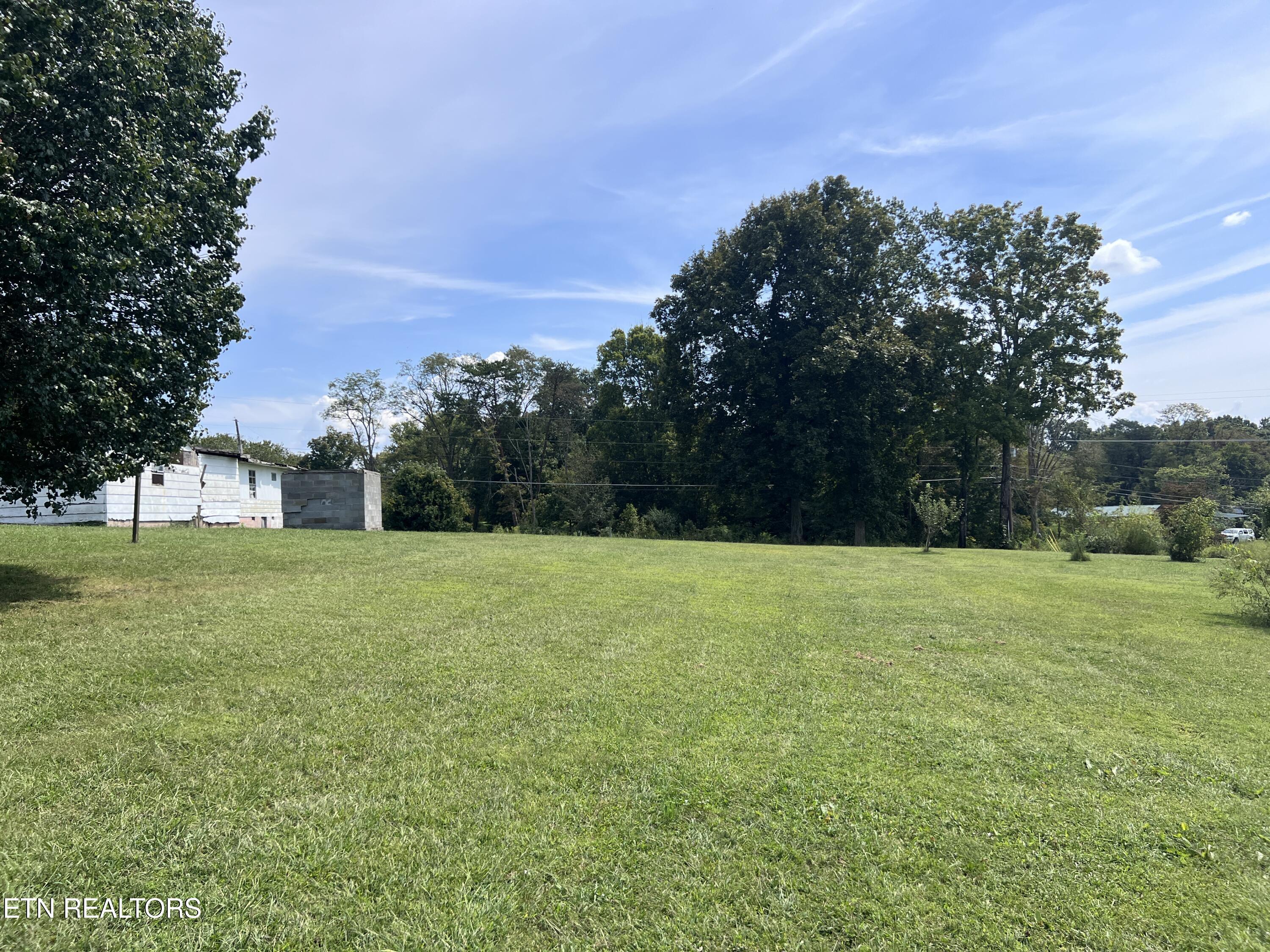 10728 Mountain Road Luttrell TN 37779