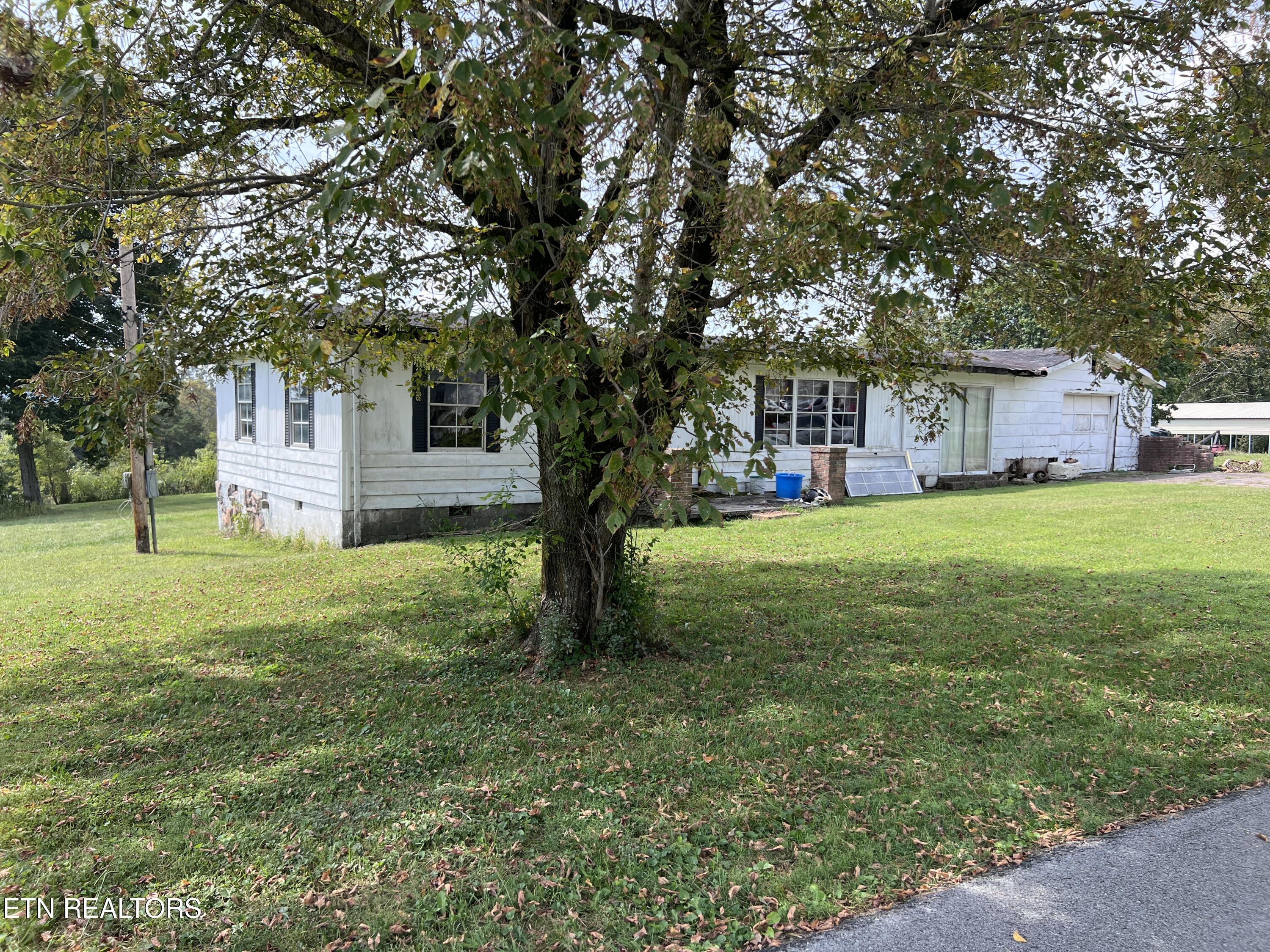 10728 Mountain Road Luttrell TN 37779