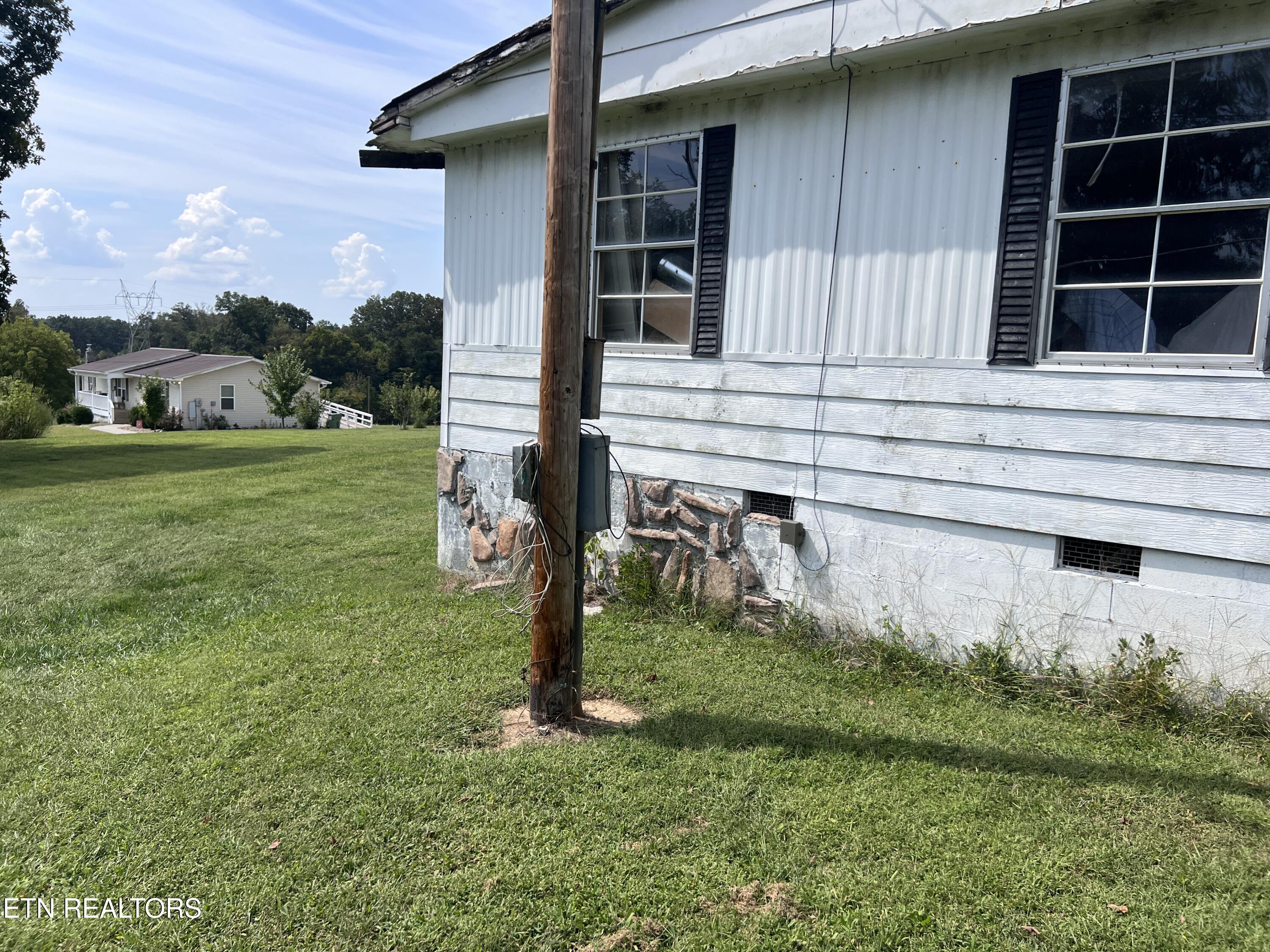 10728 Mountain Road Luttrell TN 37779
