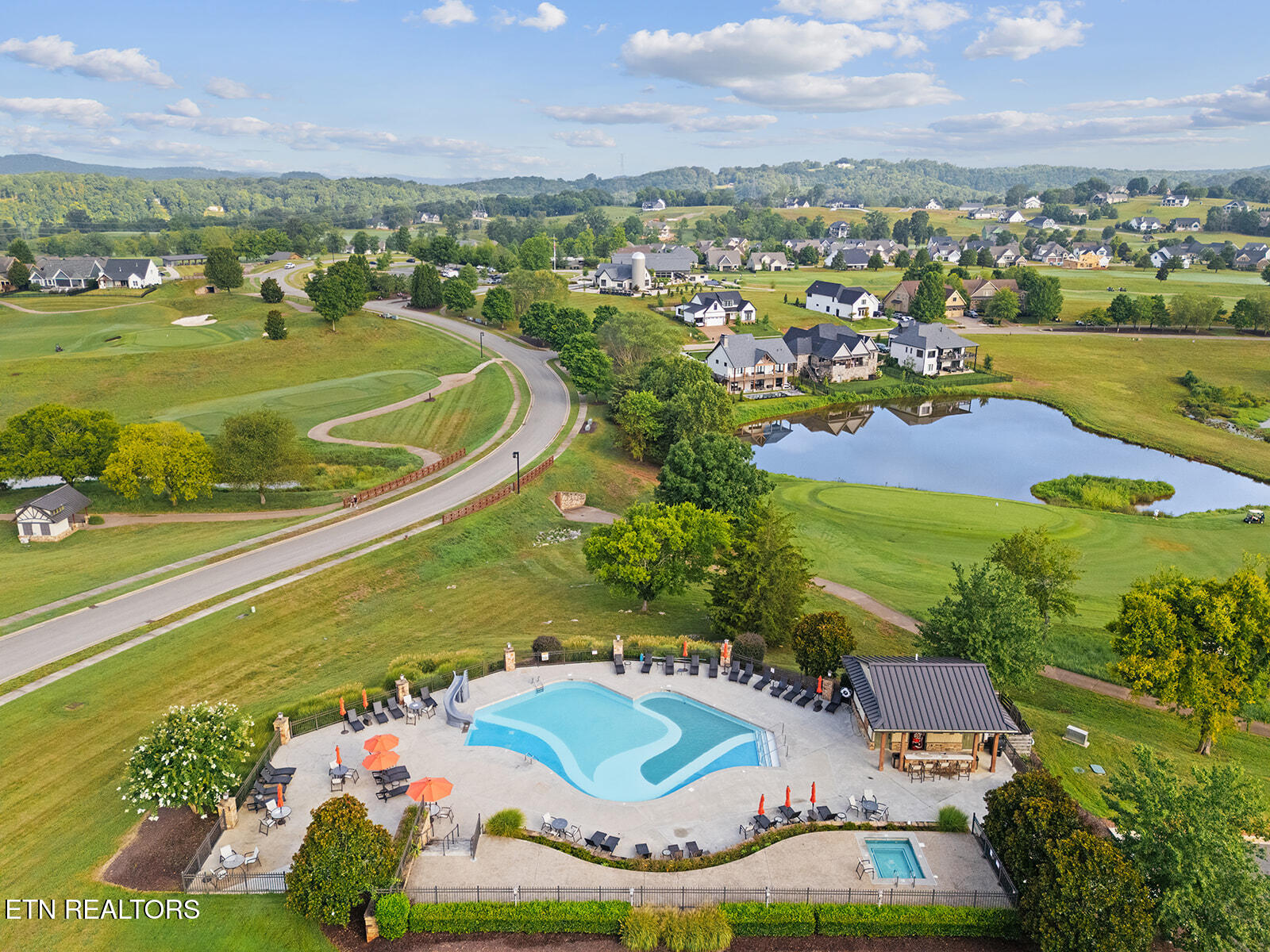 529 Black Cove Lane Loudon TN 37774