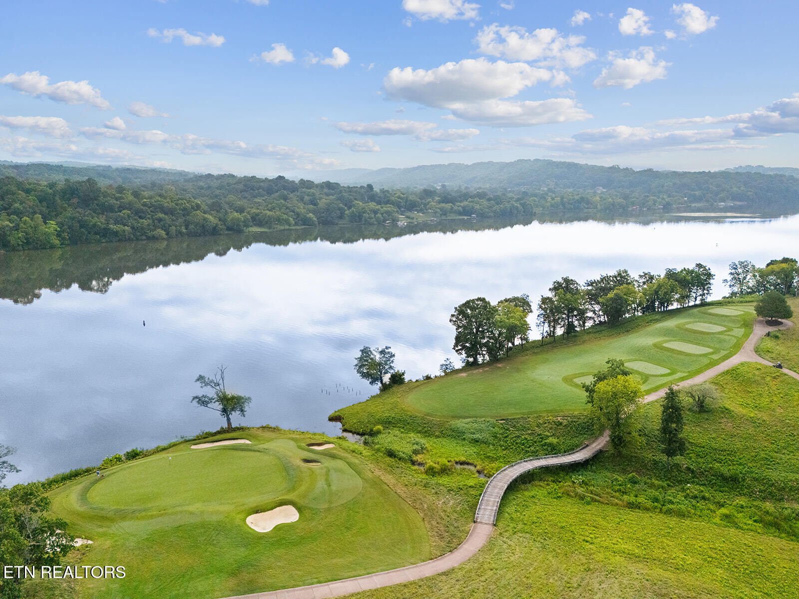529 Black Cove Lane Loudon TN 37774