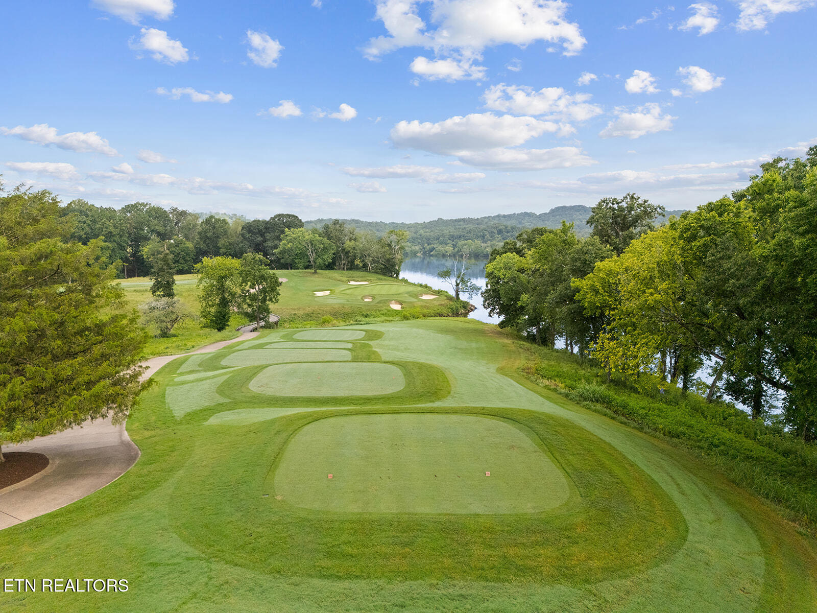 529 Black Cove Lane Loudon TN 37774