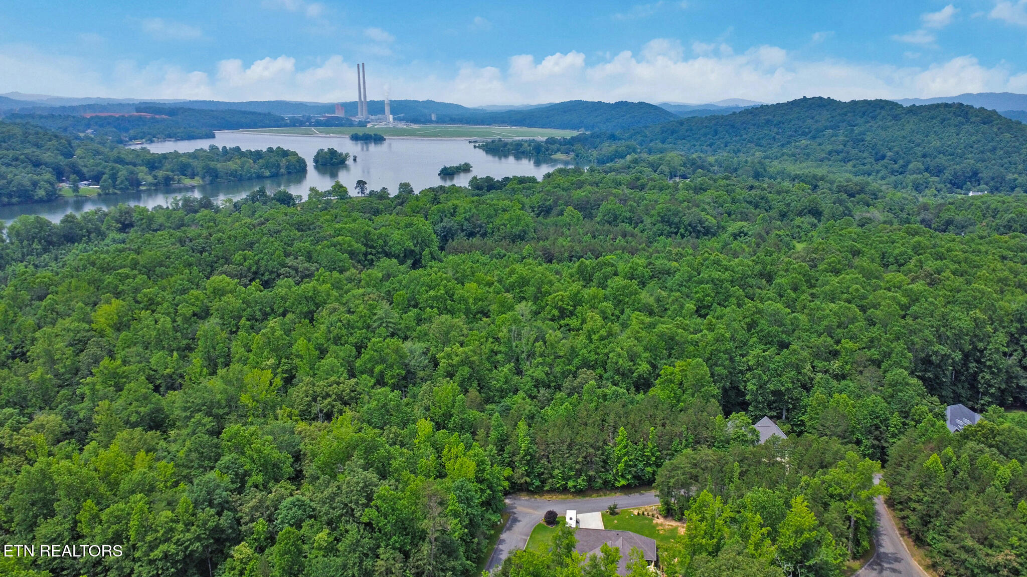 Indigo Bunting Drive Harriman TN 37748