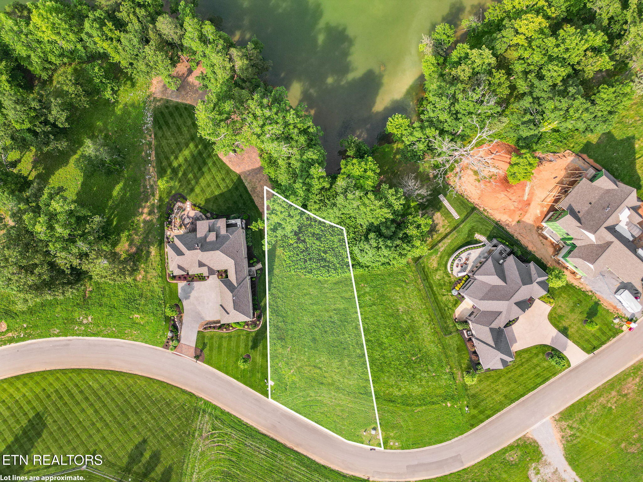17394 Lighthouse Pointe Drive Lenoir City TN 37772