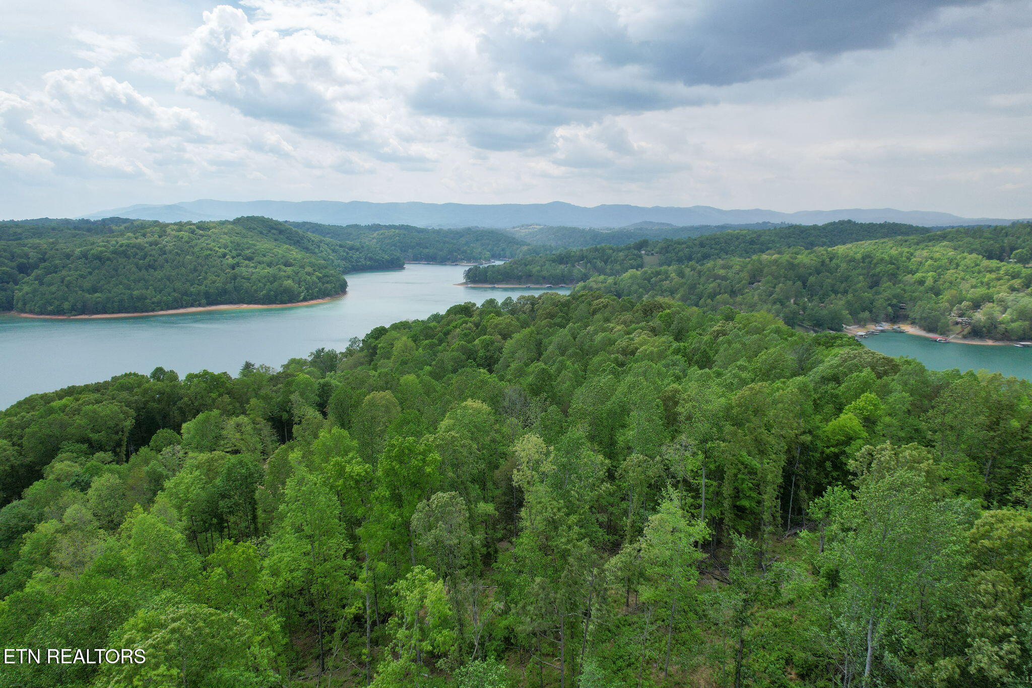Cove Point Road Lafollette TN 37766