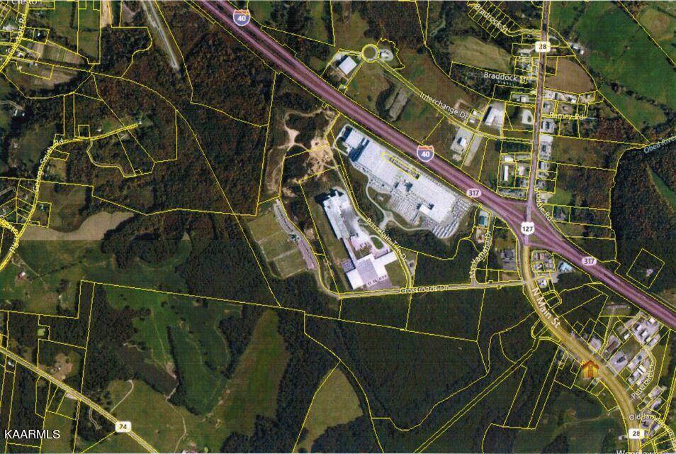 3400 N Main Street Crossville TN 38555