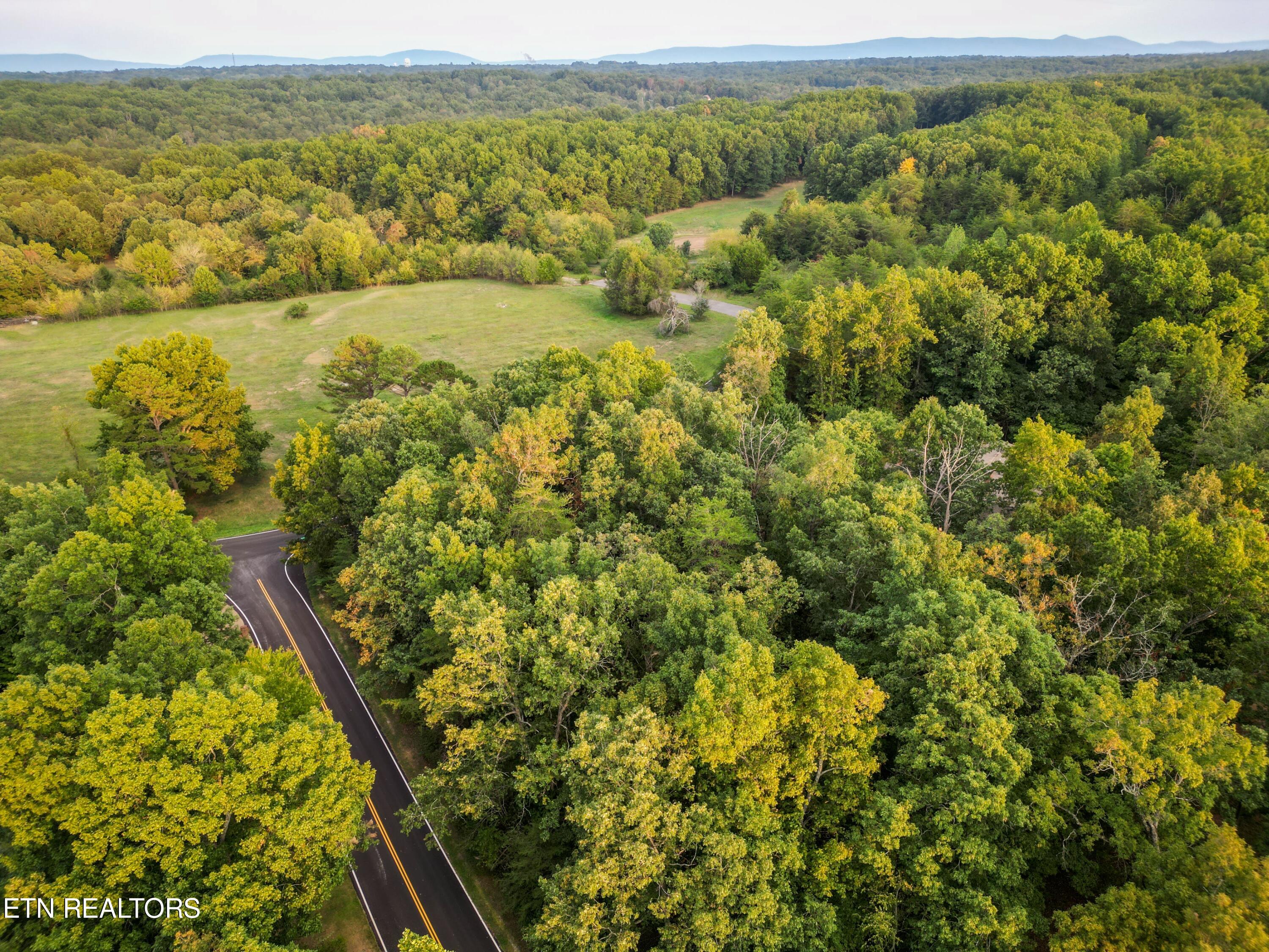 Tennessee Avenue Crossville TN 38555