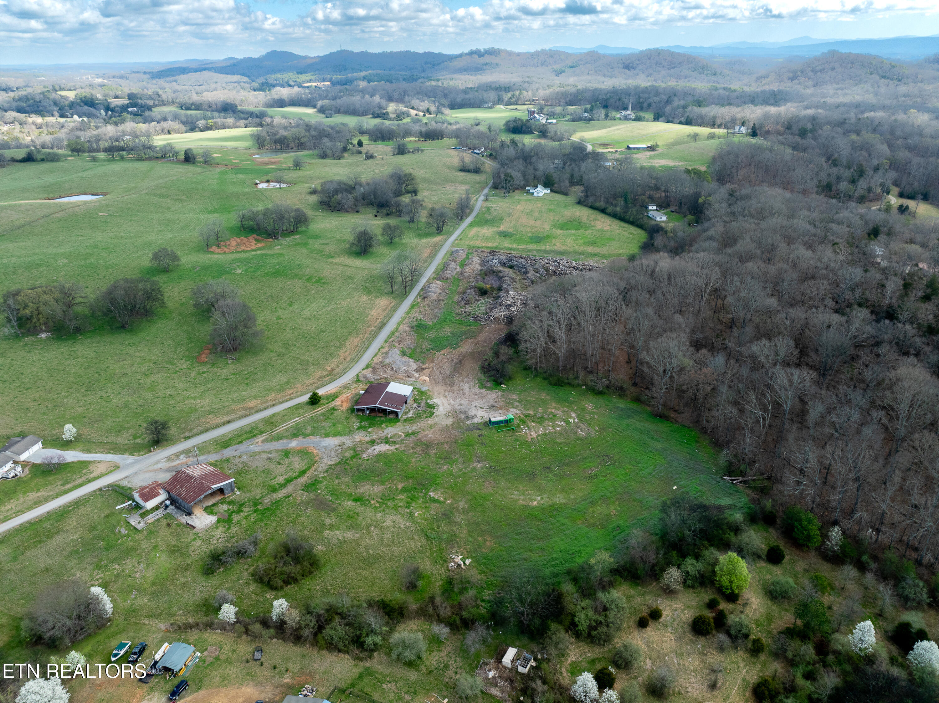 600 Bellview (16.93 Acres) Road Greenback TN 37742