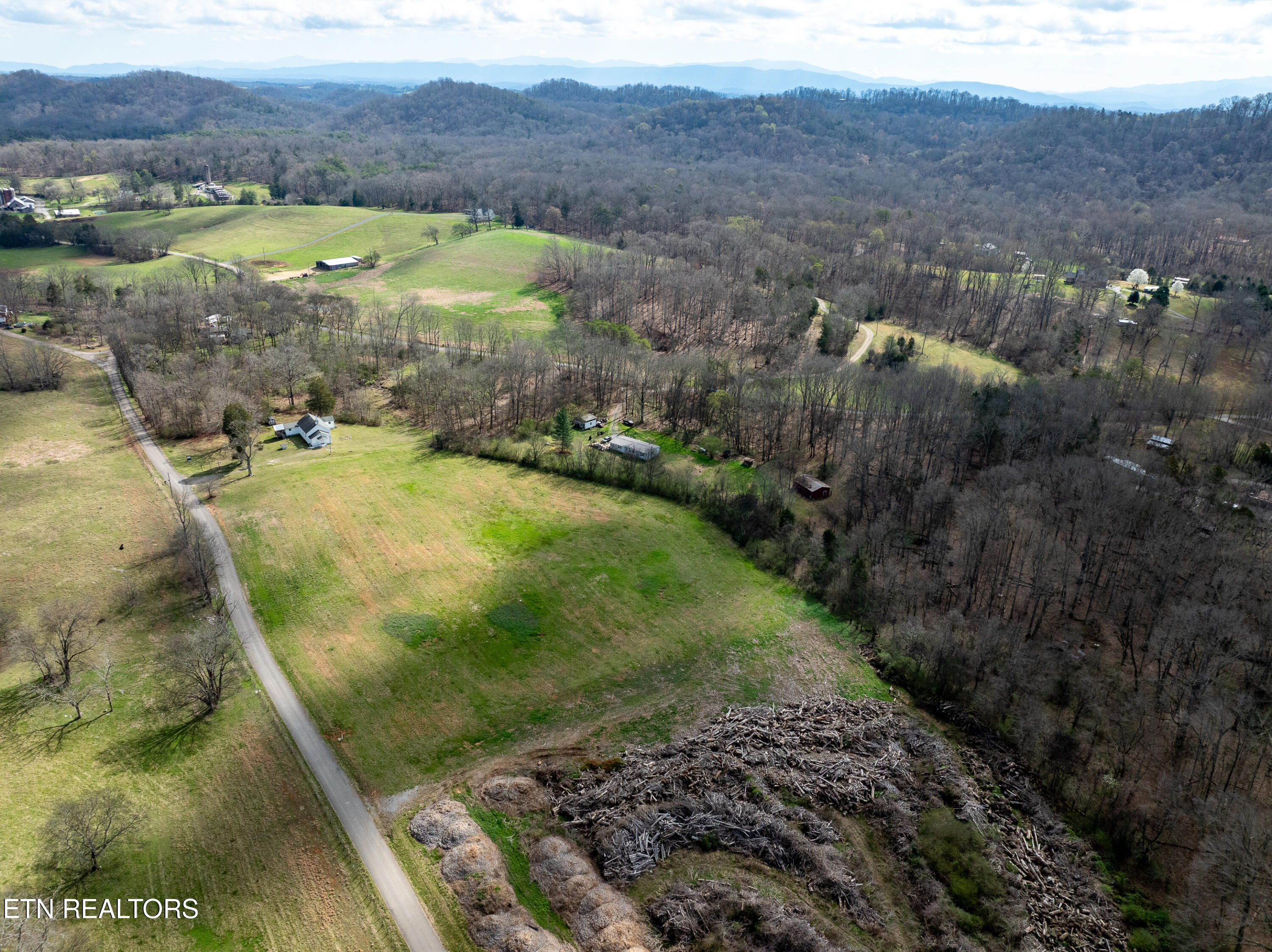 600 Bellview (16.93 Acres) Road Greenback TN 37742