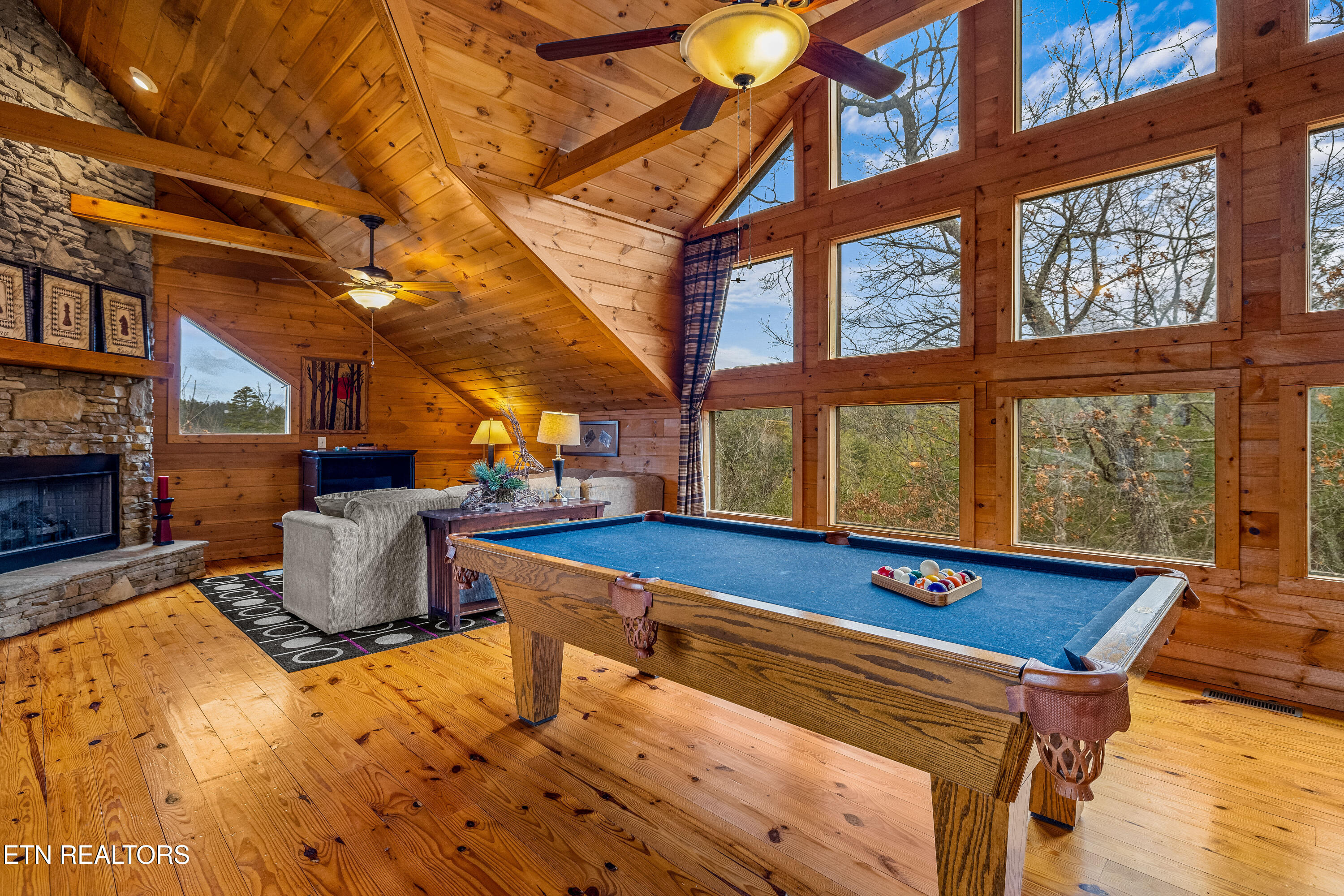 Twin Oak Mountain Lane Townsend TN 37882
